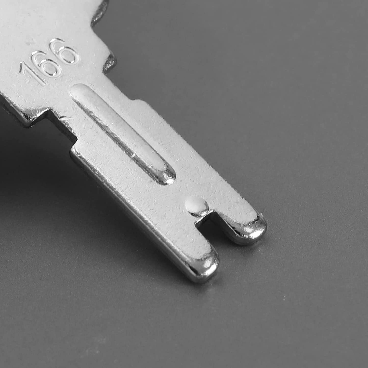 Ecsing 10PCS Forklift Keys 166 1430 186304 51335040 A214062 Ignition Keys Compatible with Clark Compatible with Hyster Compatible with Yale Heavy Equipment Keys image number 4