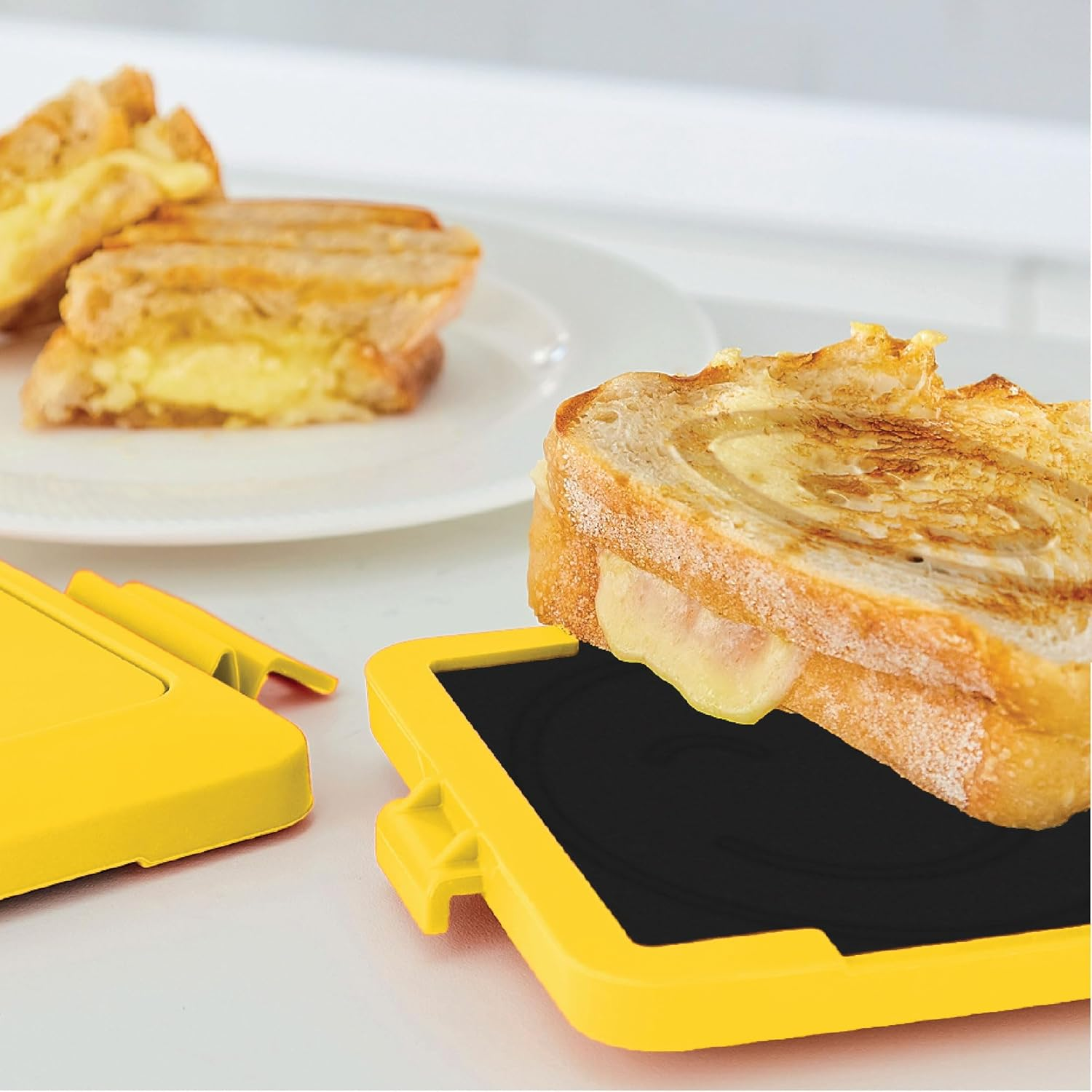 Laser Microwave Sandwich Maker &ndash; DIY Toastie Maker for Home, Office & School Lunches, Compact & Dishwasher Safe, Makes Delicious Hot Sandwiches in Minutes image number 6