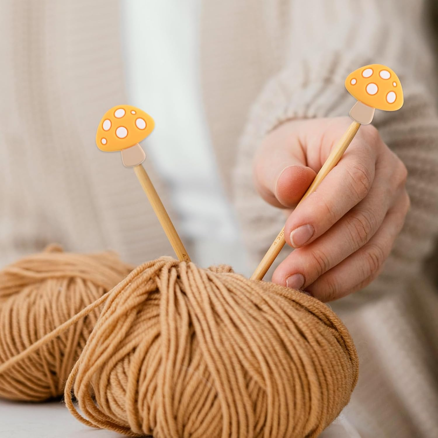 4Pcs Mushroom Stitch Stoppers Knitting Needle Point Protectors Cute Silicone Knitting Needles Cap Knit Needle Tip Hugger Needle Minder Sewing Gadgets for Beginners Knitting Craft DIY Quilting Art image number 2