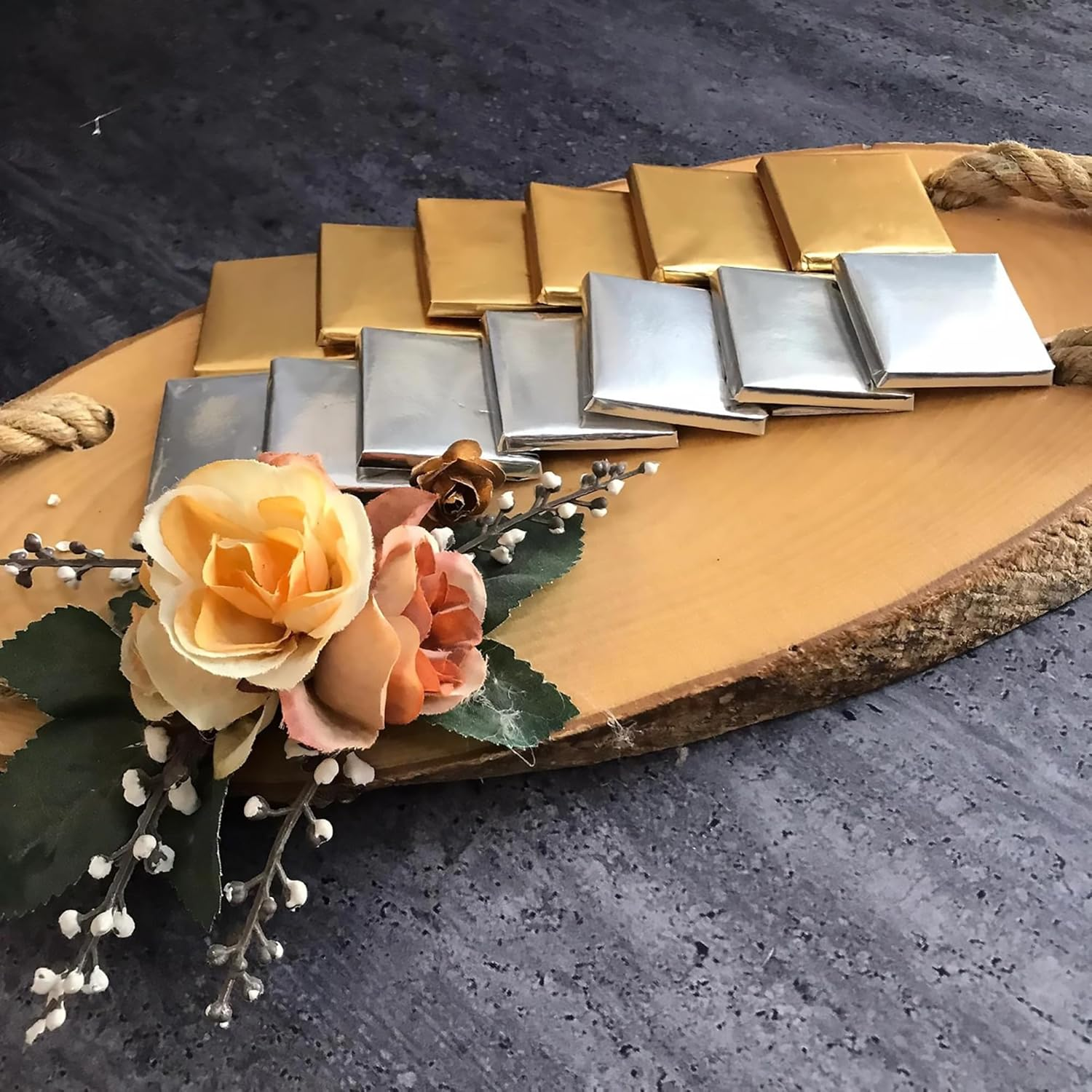 145 Pcs. Chocolate with Foil,1Kg Chocolate, Neapolitan Chocolate (Milk Chocolate - Gold Foil)