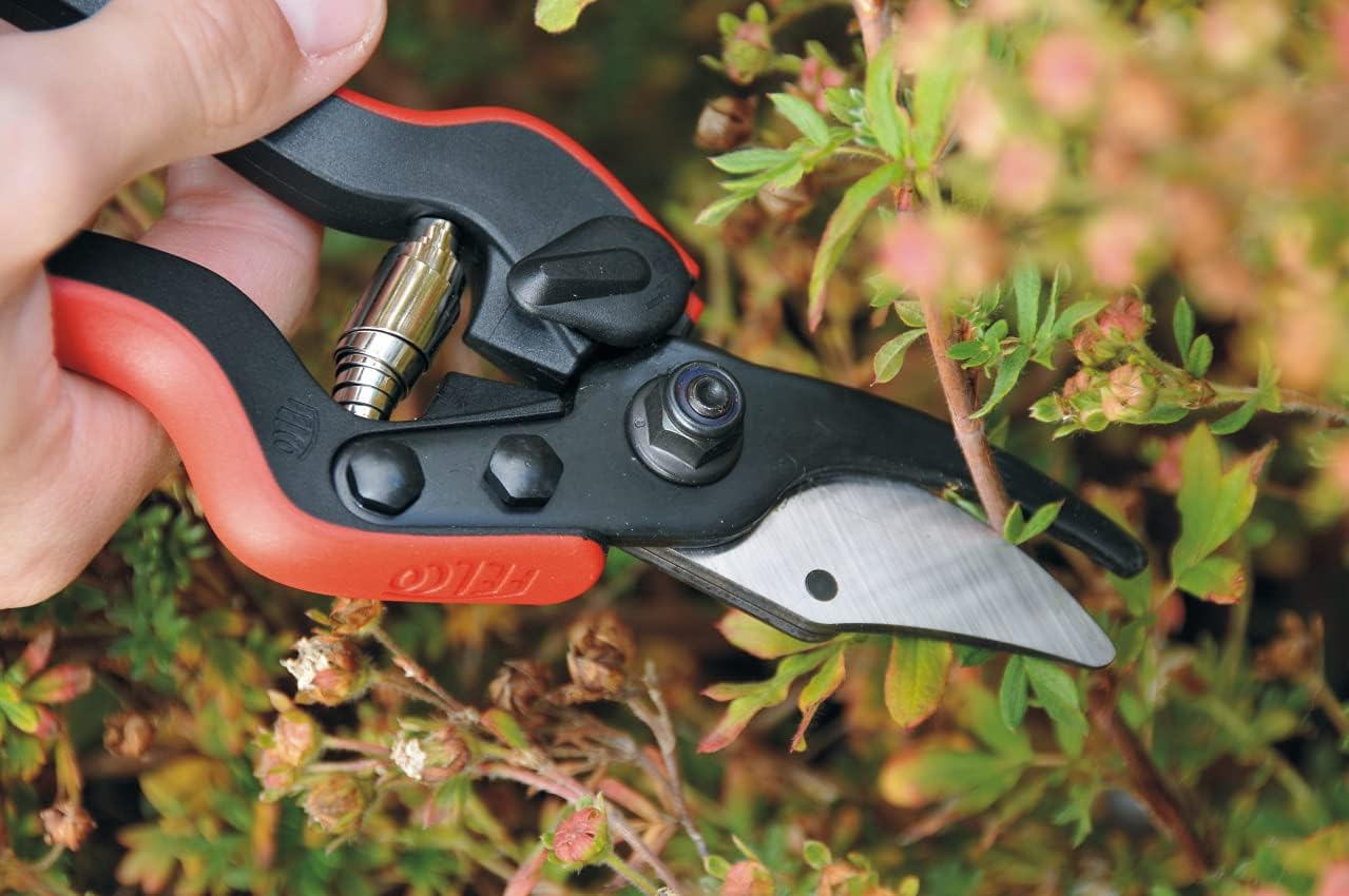 Felco F160S Essential Small Hands Pruner image number 6