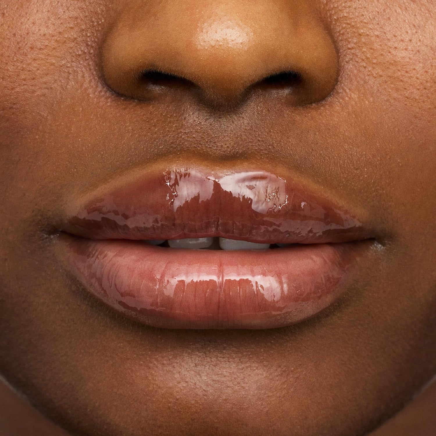 Essence Hydra Kiss LIP OIL 08 Mocha Glow image number 4