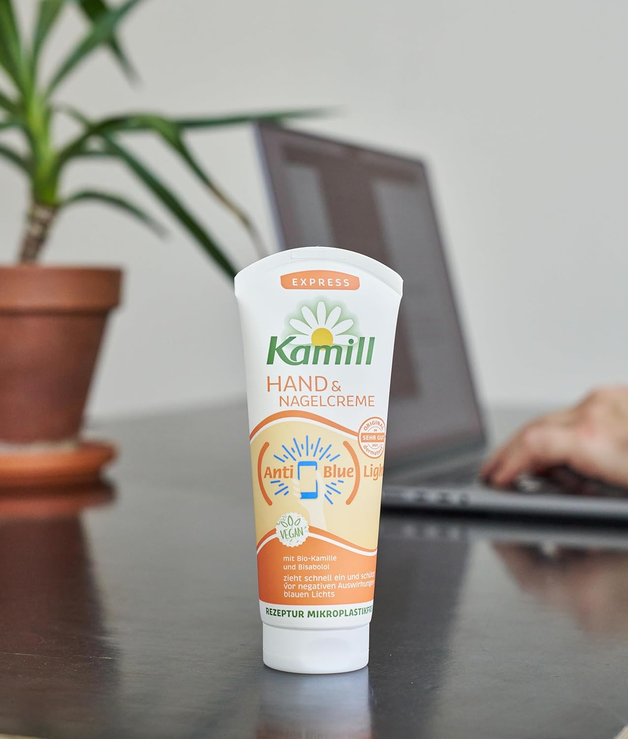 Kamill Express Hand and Nail Cream 75 Ml image number 3