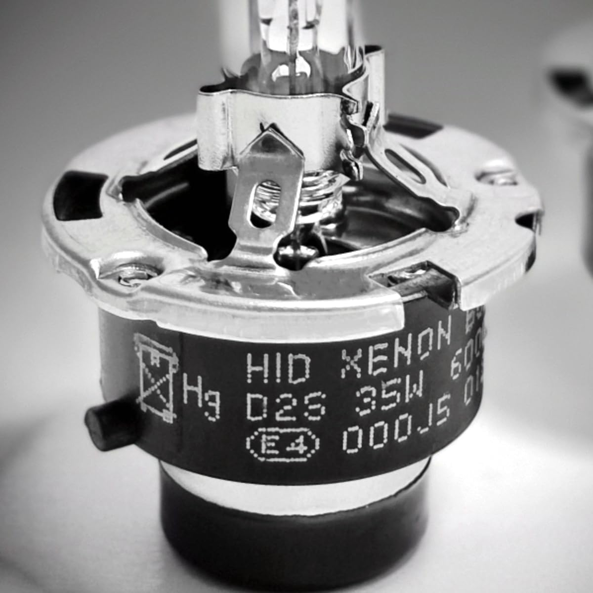 Premium D2S HID Xenon Headlight Bulbs (Pair) &ndash; 6000K Pure White, 35W/85V &ndash; OEM Replacement with German UV Quartz Burners &ndash; 3-Year Warranty image number 4