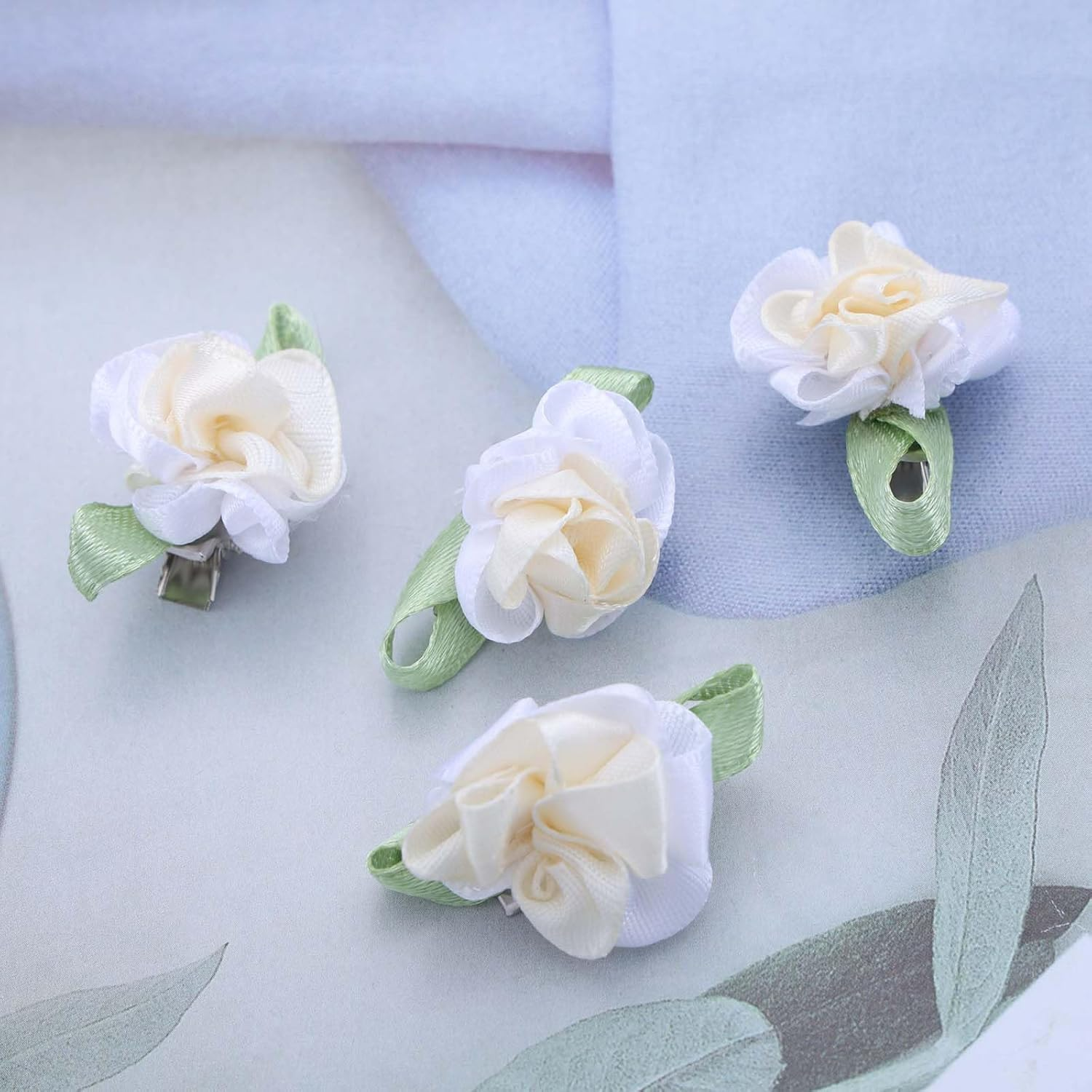 Hair Clips for Women White Flower Hair Clips for Styling Cute Rose Small Hair Clips Hair Claw Clips for Thin Hair Floral Mini Hair Clips Prom Wedding Hair Accessories Hair Pins