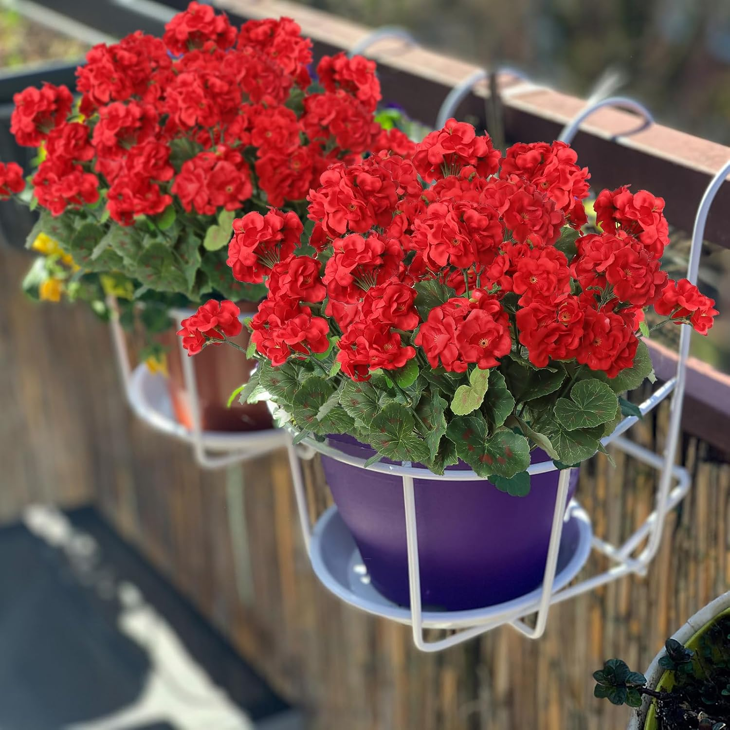 Dremisland 3 Pack Artificial Geranium Flowers for Outdoors Red Geranium Silk Flowers Outdoor UV Resistant Garden Plants Bush Faux Flowers for Home Wedding Kitchen Table Centerpieces Decor(Red, 3Pack) image number 4