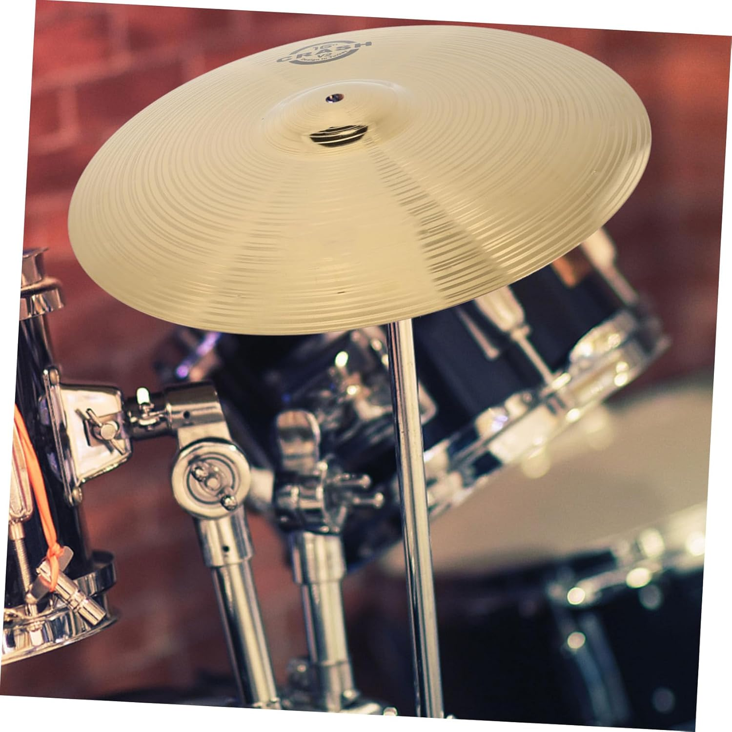 Vaguelly 16" Crash Cymbals, Brass Cymbals Drum Set Percussion Cymbals for Beginners and Students, Gold, 40 Cm image number 3