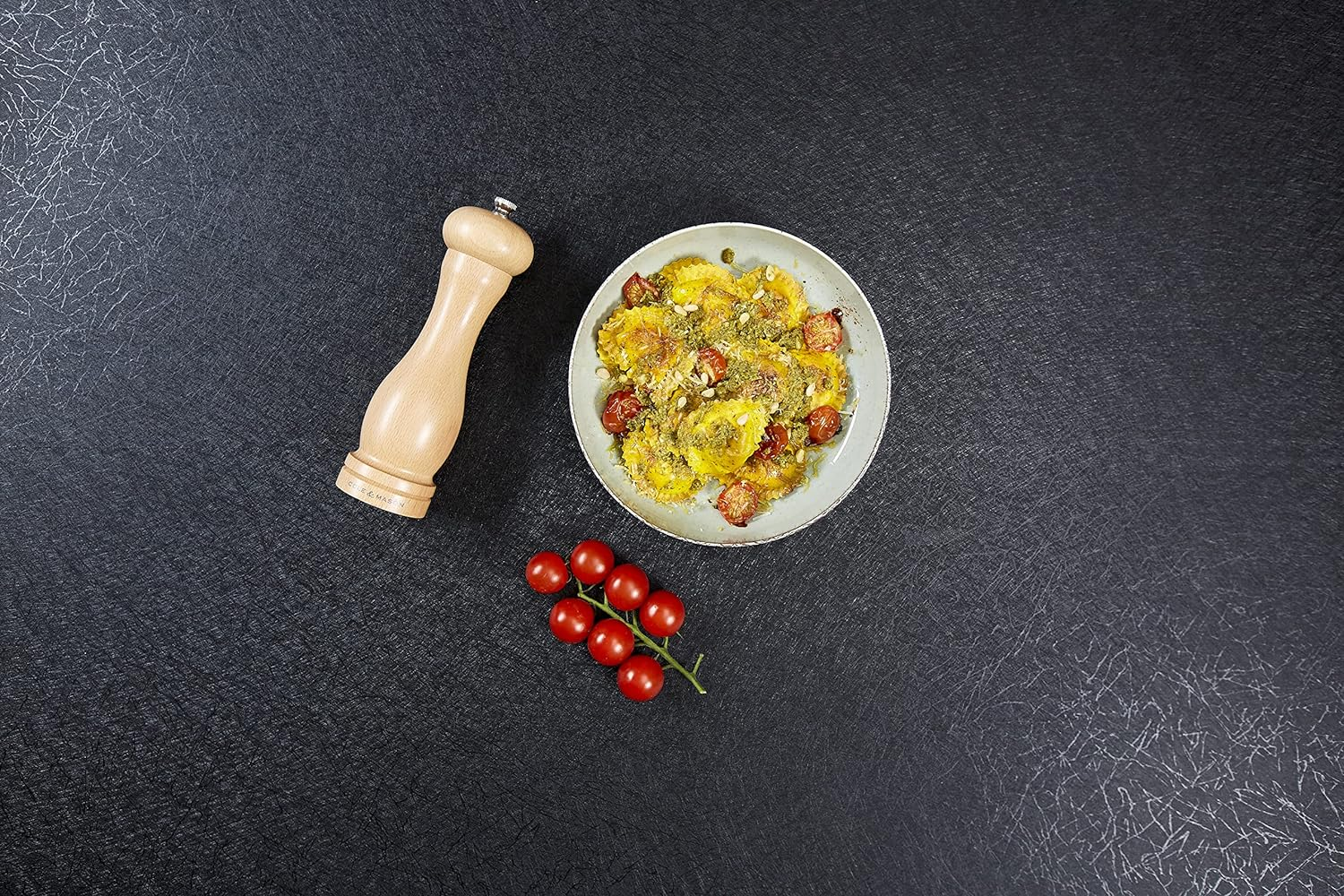 Cole & Mason Beech Capstan A8 Pepper Mill, 200Mm, Adjustable Grind Precision+ Mechanism, Beech Wood, Single, Includes 1 X Pepper Grinder