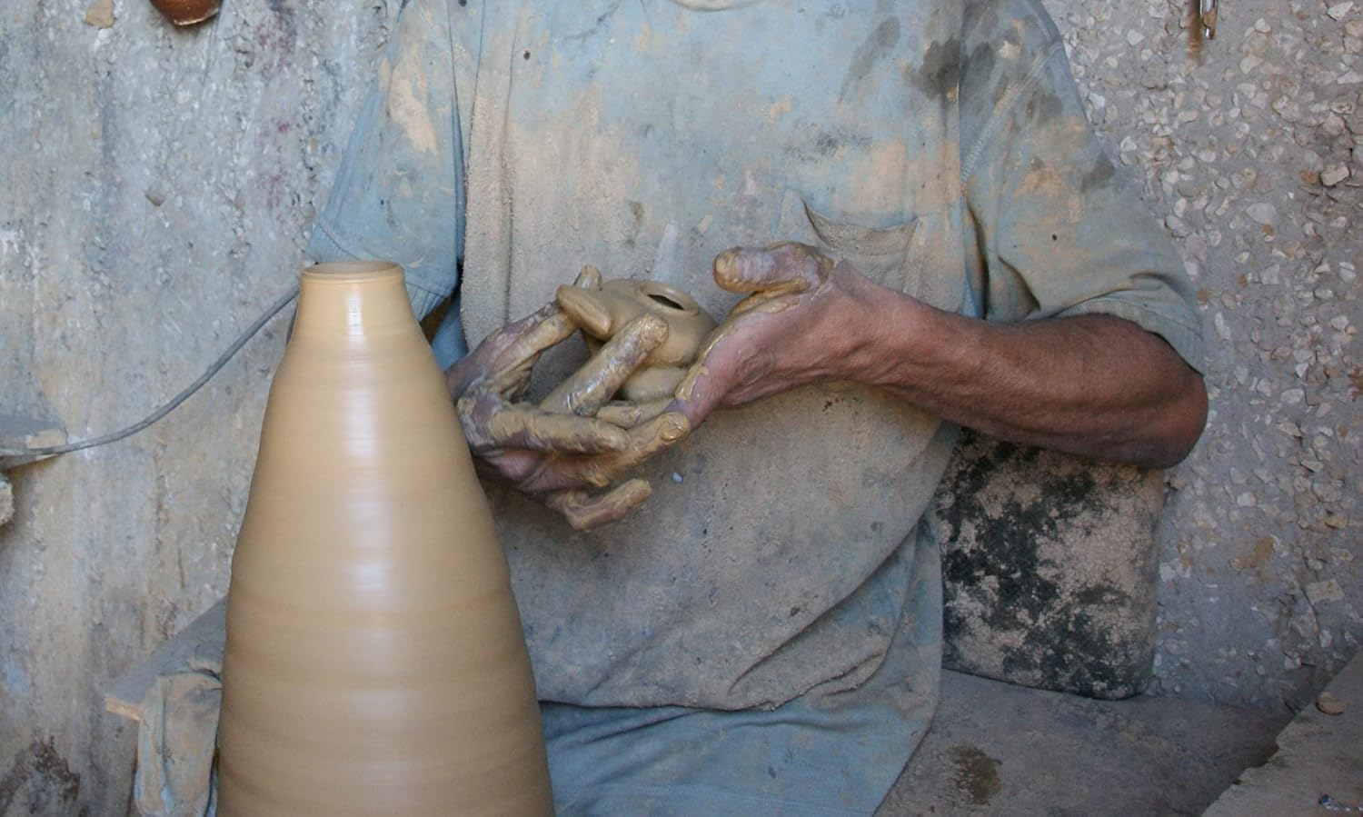 Herodian - Classic with Handle - Replica Ancient Clay Oil LAMP in Gift Bag & Certificate of Authenticity Hanukkah-Judaica/Christian Gift image number 3