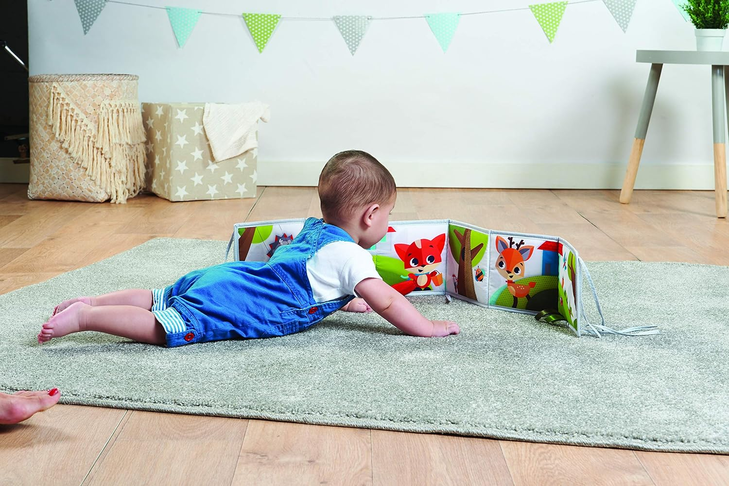 Tiny Love Meadow Days Double Sided Book image number 1