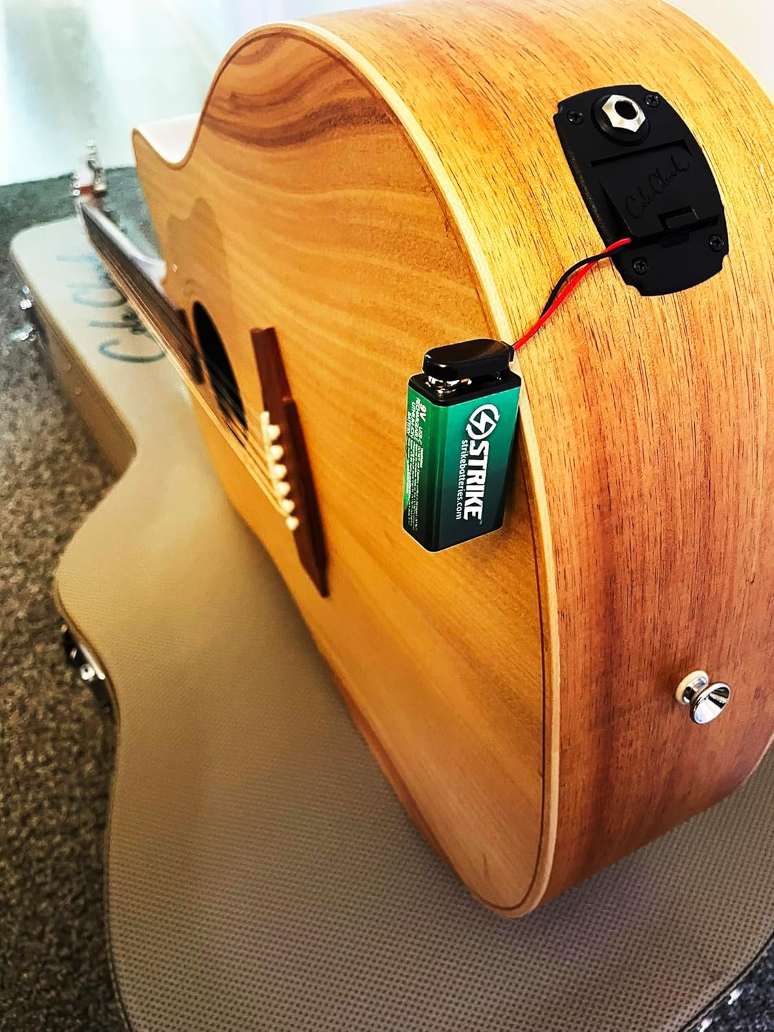 9V Battery Lithium Ion 2 Pack Smart LED 9V 3000Mwh USB-C Rechargeable with Charging Cable, No Charging Box Needed! image number 3