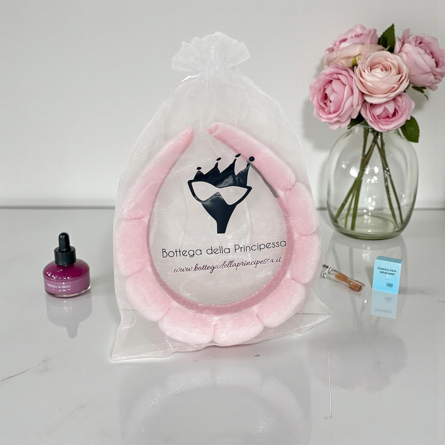 Bottega Della Principessa Ladies Curved Velvet Alice Band Alice Band Skin Care Viral Tik Tok Beauty Routine Makeup Spa with Organza Bag image number 1