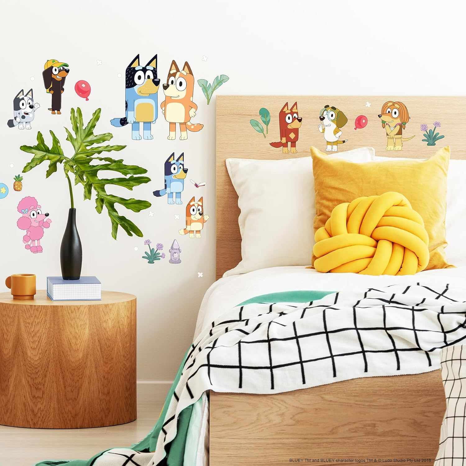 Bluey Family and Friends Peel and Stick Wall Decals, RMK5457SCS