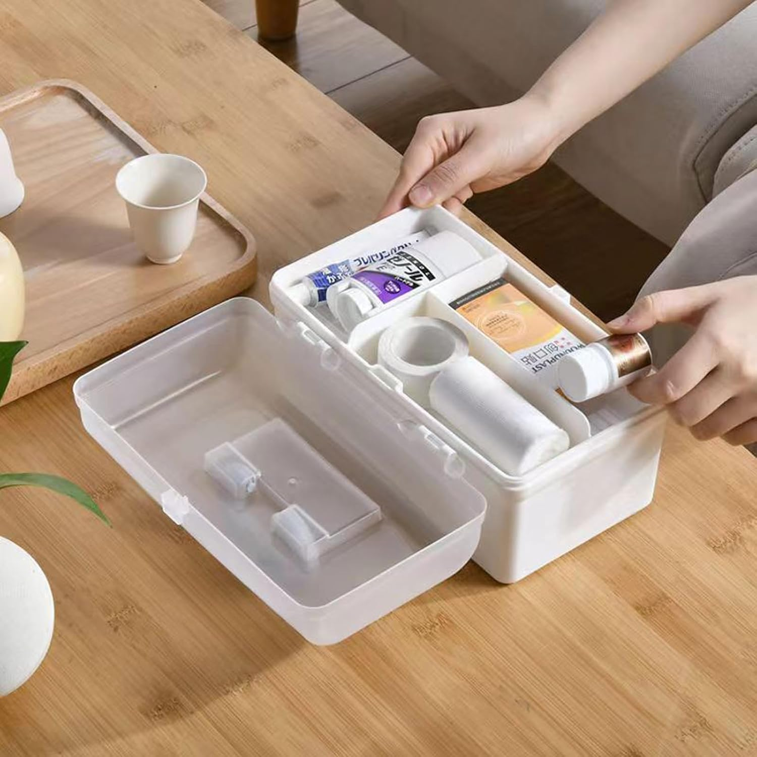 2 Layers Plastic First Aid Box with Portable Handle,Emergency Medicine Kit Case Organizer for Family,Empty Medicine Box for Home Large Capacity Medicine Storage Bins with Lid（12 * 12 * 21Cm） image number 6