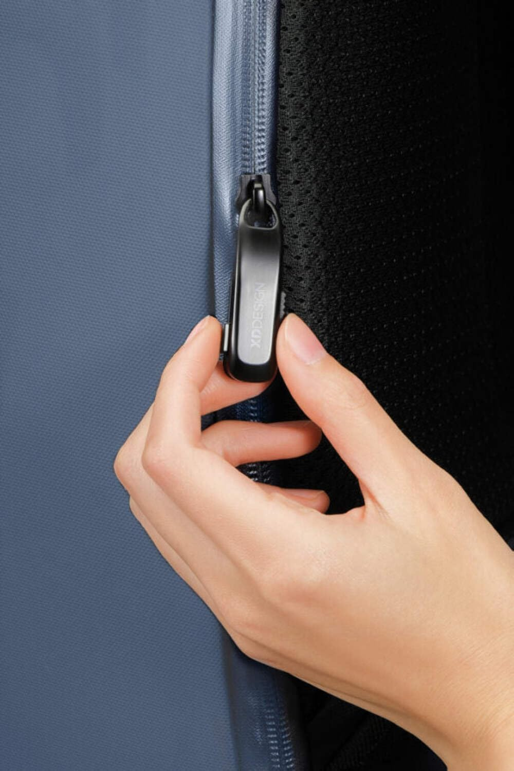 XD Design Bobby Edge Laptop Backpack - Navy image number 5