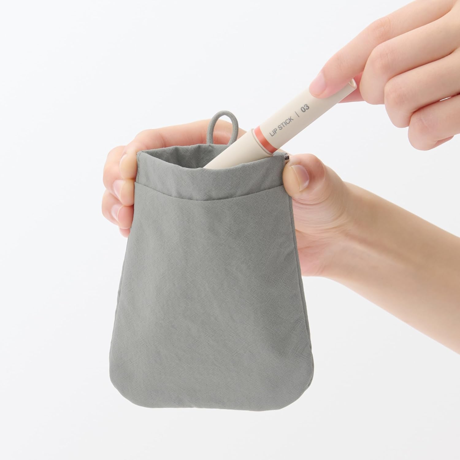 MUJI 84475719 Wrinkle Nylon Flat Pouch with One Hand, Gray, S, Approx. 4.9 X 4.1 Inches (12.5 X 10.3 Cm) image number 1