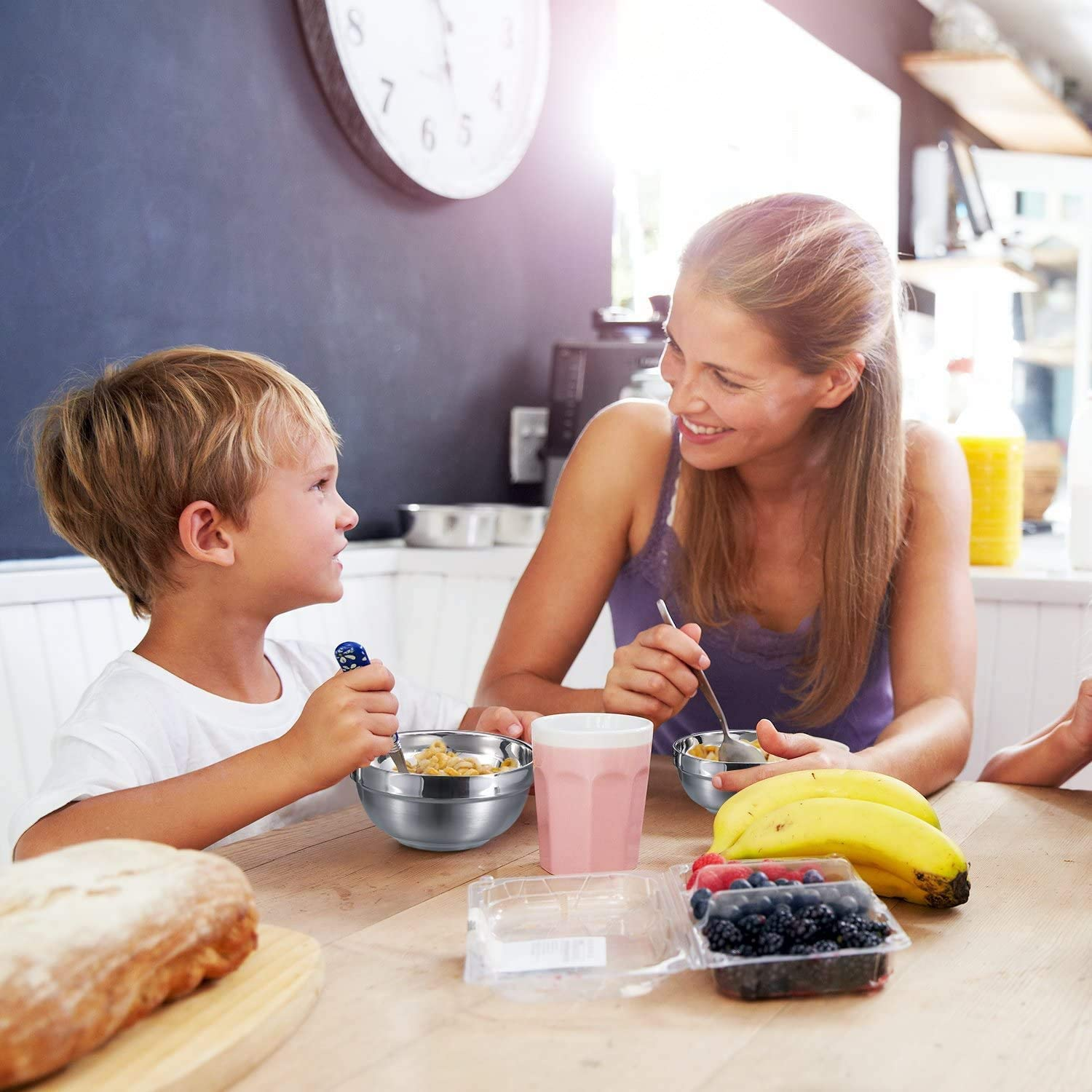 Qcfang Stainless Steel Mixing Bowls 4 Pack Heat Insulated Metal Bowls Set for Kids and Adults Double Walled Multipurpose Bowls for Cereal, Soup, Ice Cream, Rice, Noodles, Salad, Snacks (Round) image number 3