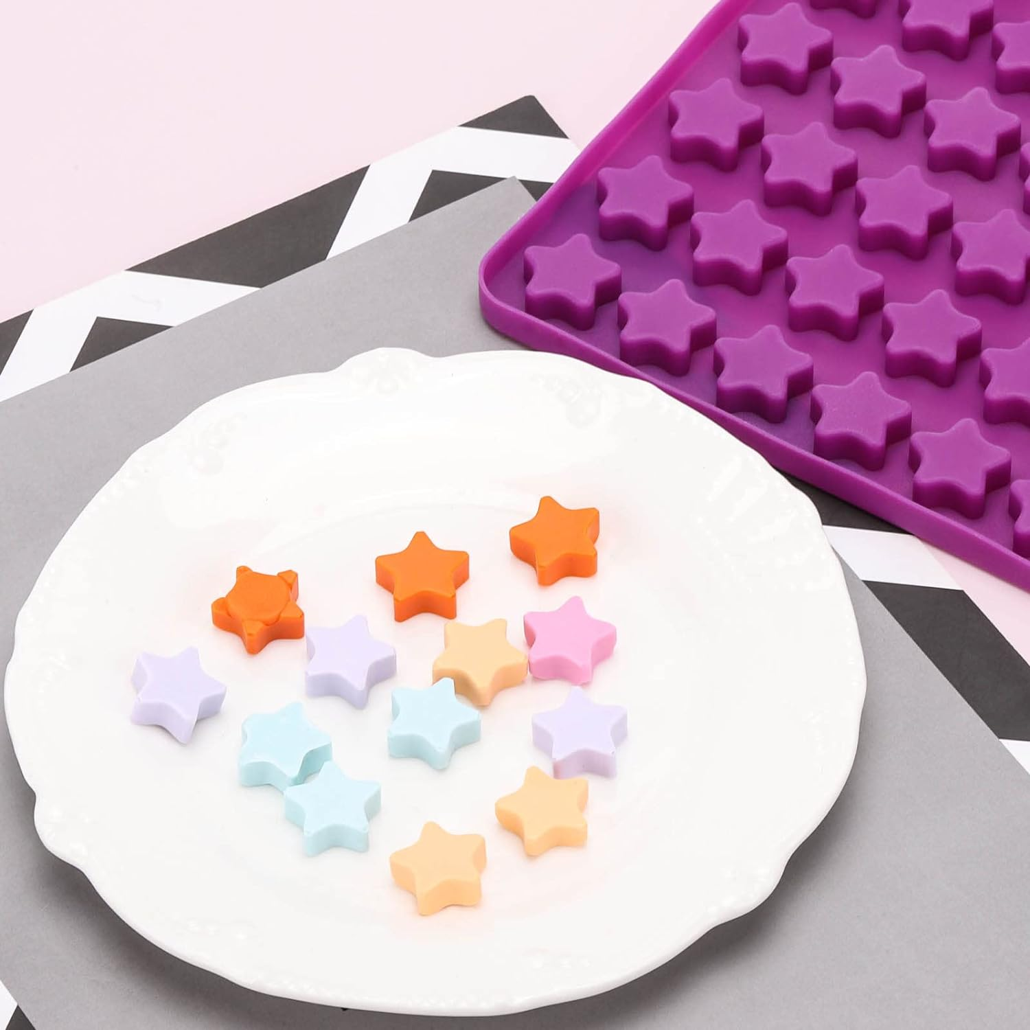112 Cavity Mini Star Silicone Molds Fun Shaped Chocolate Molds for Homemade Dog Training Treats, Gummies, Candy, Chocolate Chips,Biscuits image number 2