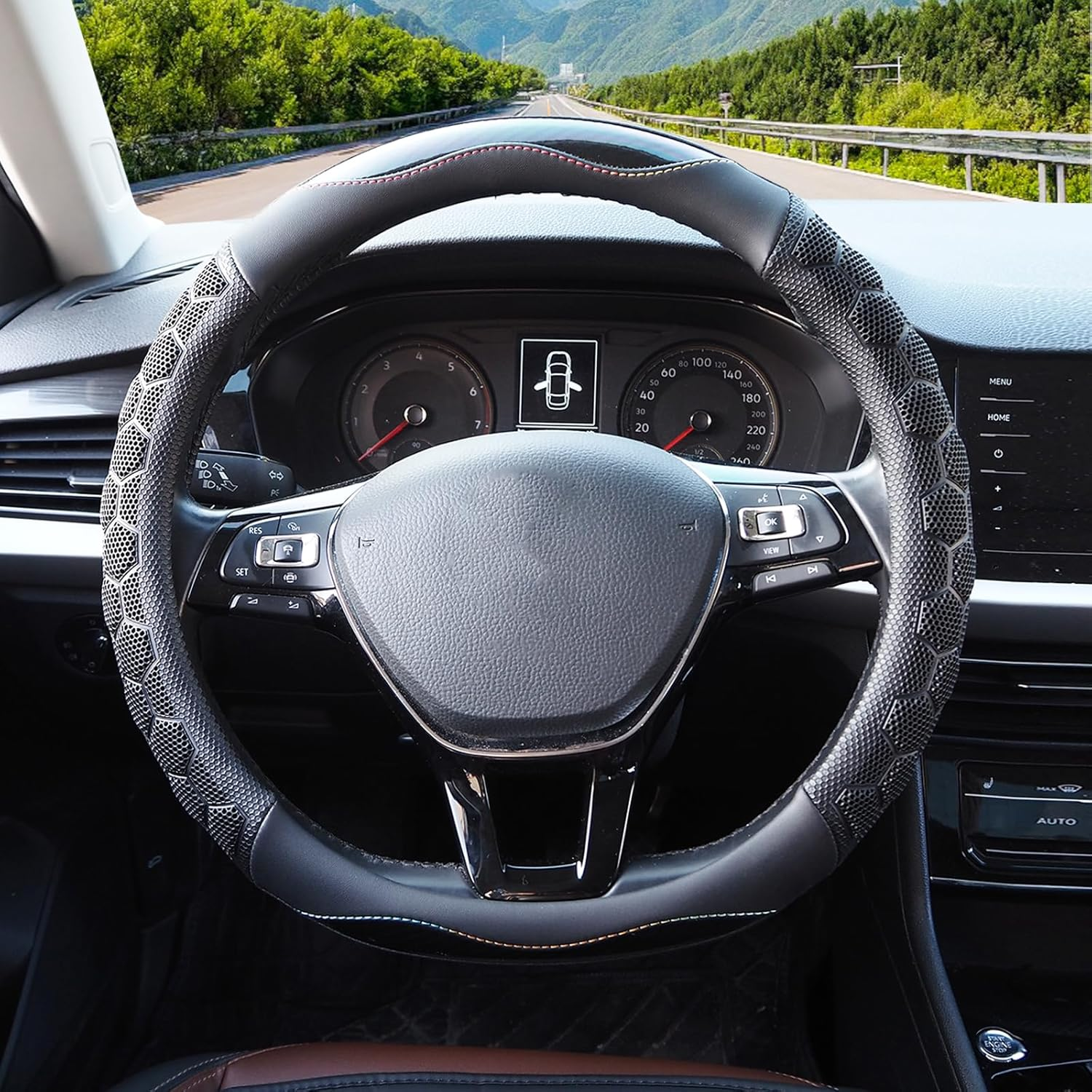 Car Steering Wheel Cover, Universal 15 Inch Fit, Anti-Slip Napa/Microfiber Leather Suede Stearing Wheel Protector Covers, Soft Breathable, with Car Seat Belt Pads for Women Man (Leather Carbon Fiber)