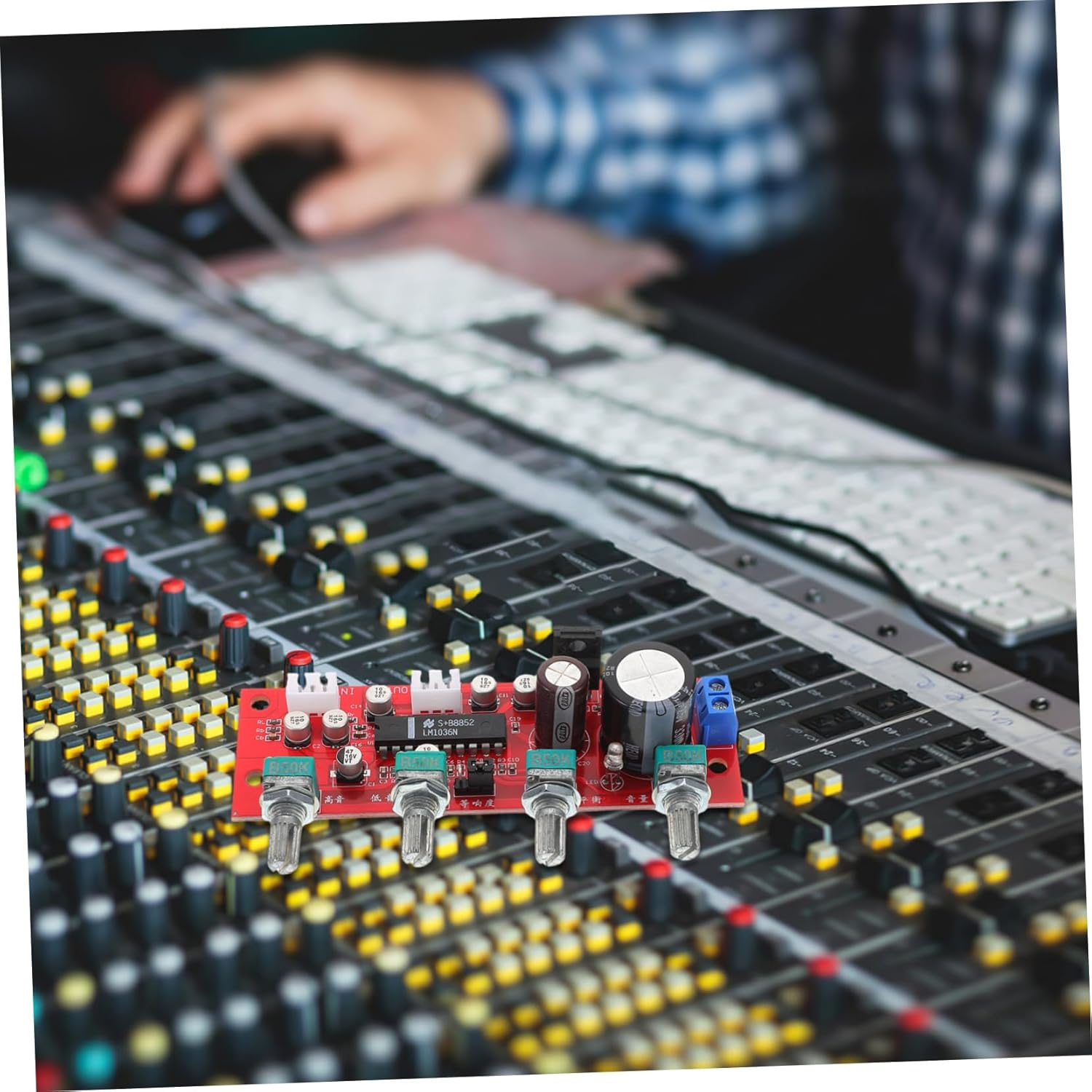 Sosoport Audio Amplifier Control Board Stereo Preamplifier with Treble Bass Control for Enhanced Sound Clarity Music Recording Home Entertainment and Live Performances image number 4