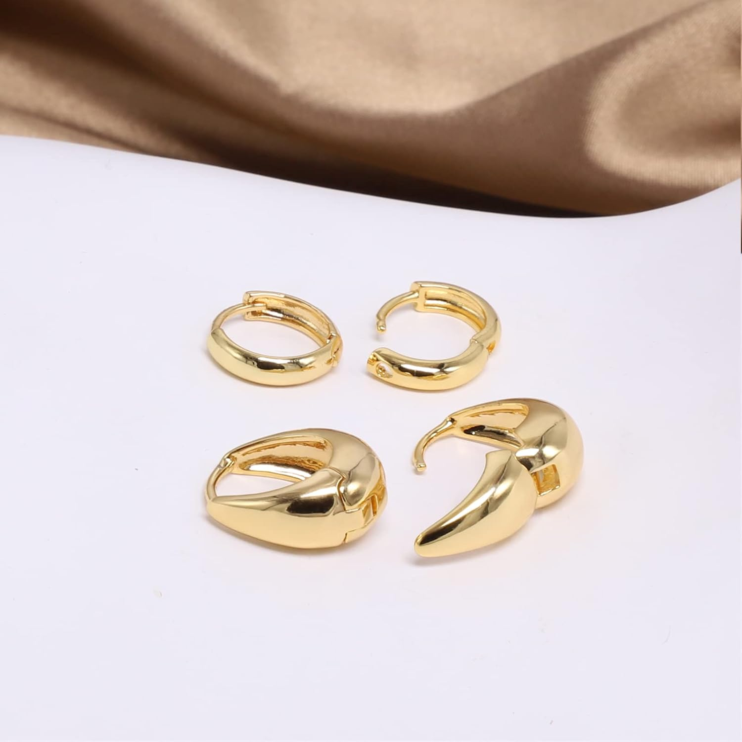 2 Pairs Small Hoop Earrings for Women 18K Gold Plated Hoop Huggie Earrings for Women (Set 5-2 Pairs) image number 3