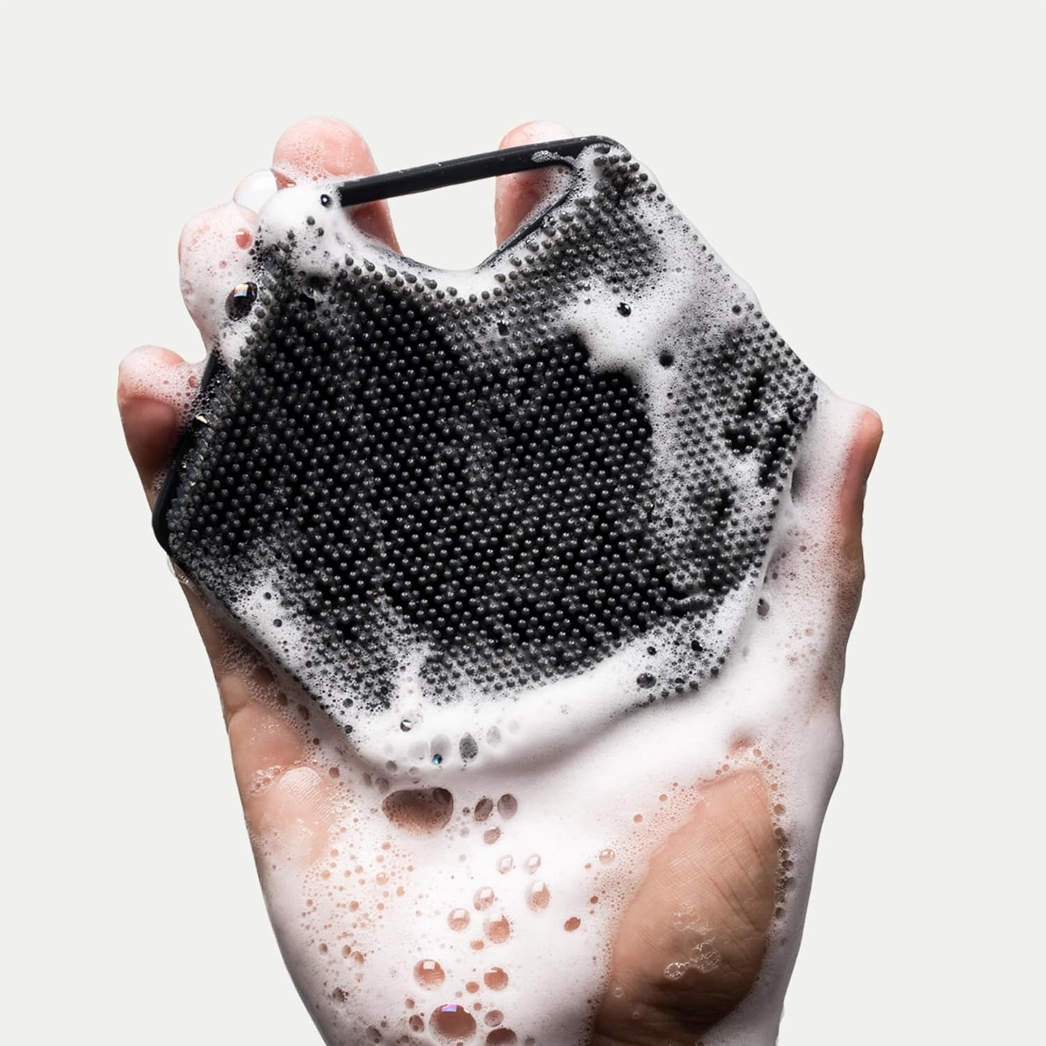 TOOLETRIES Men'S Body Kit - Silicone Shower Scrubber & Outback Bourbon Body Wash with Tazman Pepper, Deep Cleans & Exfoliates Skin, Superior Lather image number 2