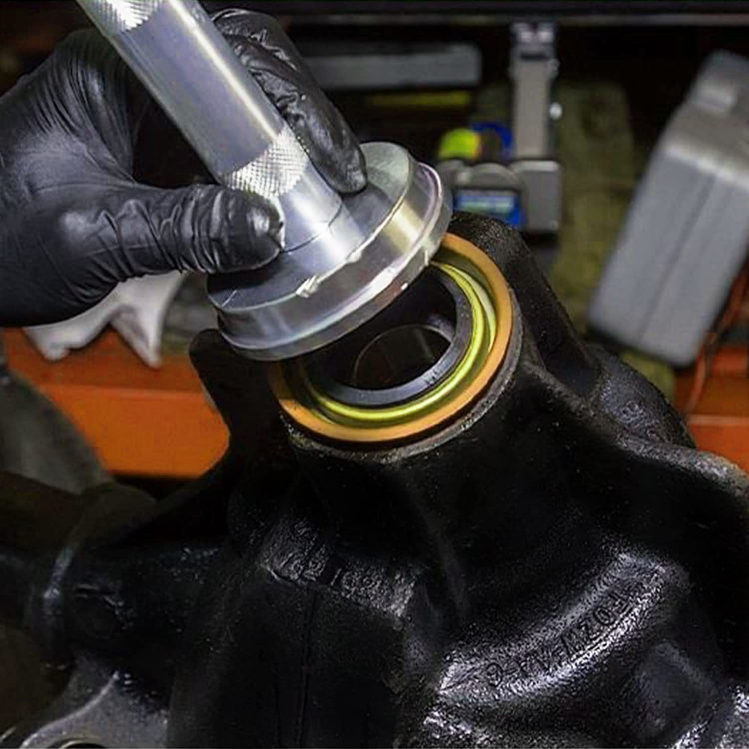 10Pcs Bearing Race and Seal Bushing Driver Install Set Universal Aluminum Bush Drive Seal Kit, 1 Driver 9 Discs Collar Axle Housing with Red Carrying Case Fit for Most Automotive Wheel Bearings image number 4