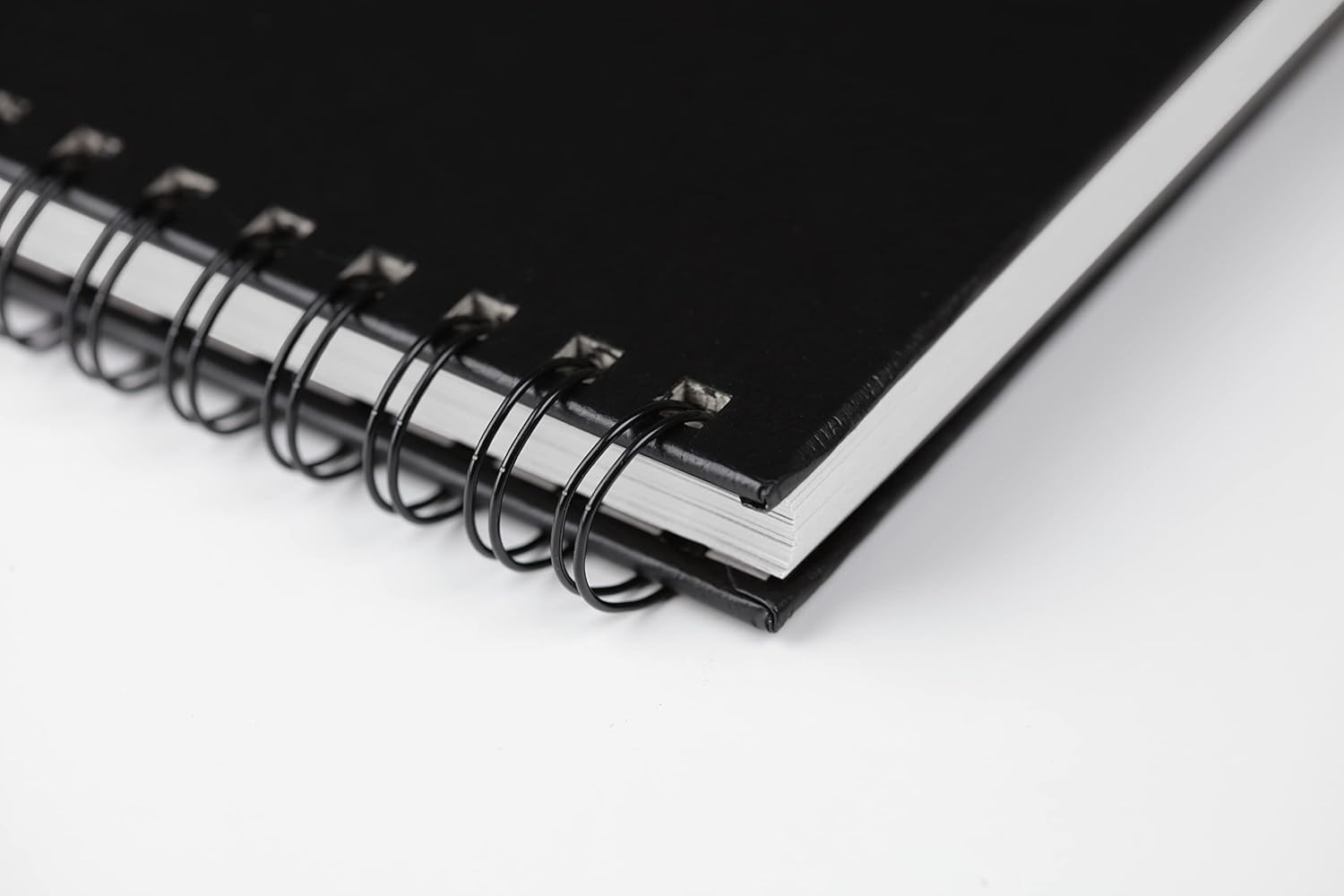 Clairefontaine Goldline Spiral Sketchbook, 15 X 15 Cm image number 2