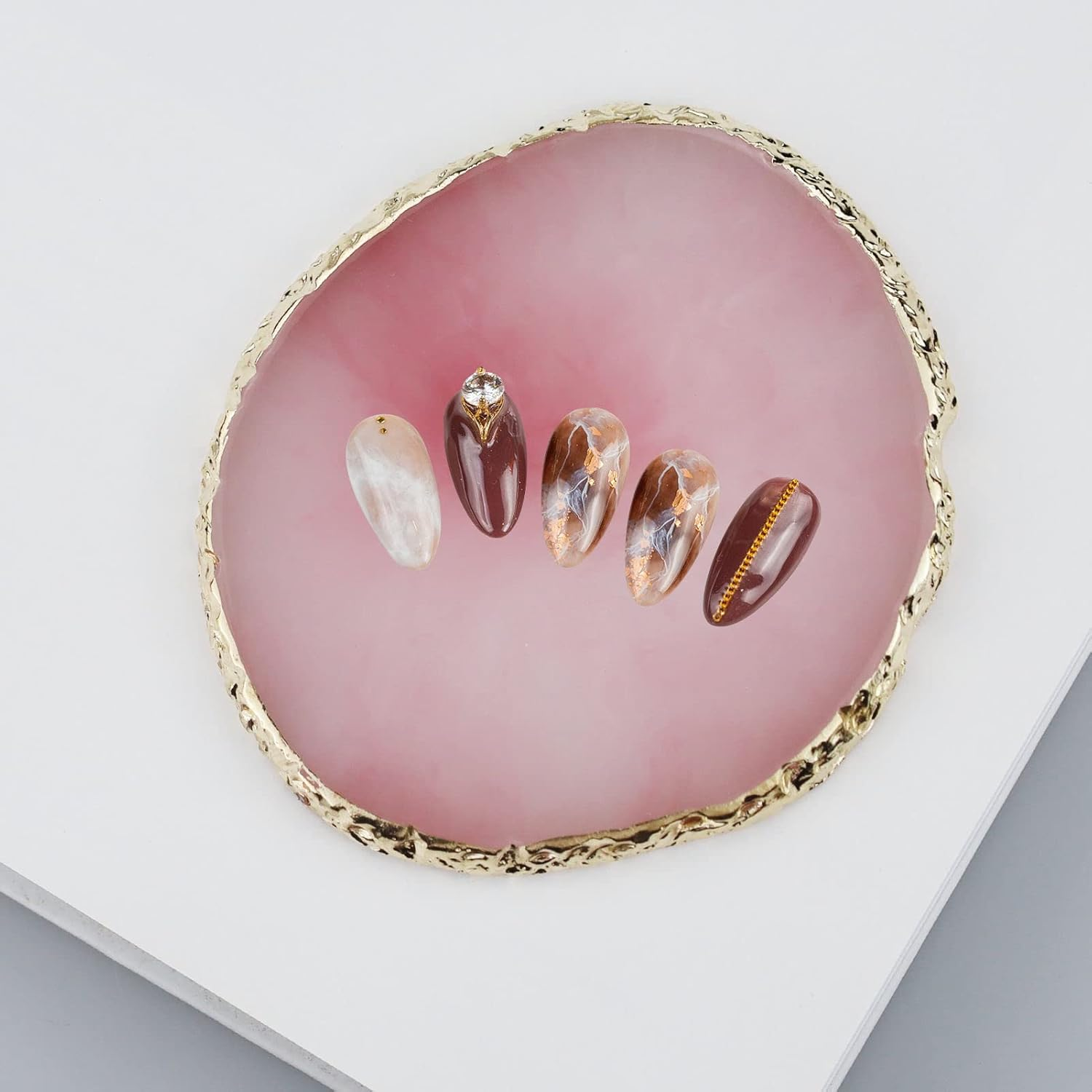 Resin Nail Art Palette, Nail Polish Color Mixing Palette Nail Painting Display Tray Nail DIY Supplies (Pink) image number 3