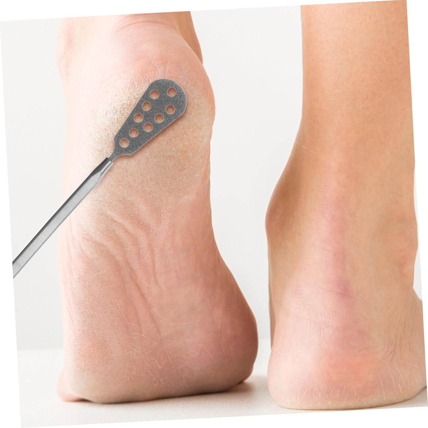 Ipetboom Portable Stainless Steel Foot Scrubber with Dual Head Design Lightweight Exfoliating Tool for Dead Skin Removal Durable and Convenient Foot Care image number 4