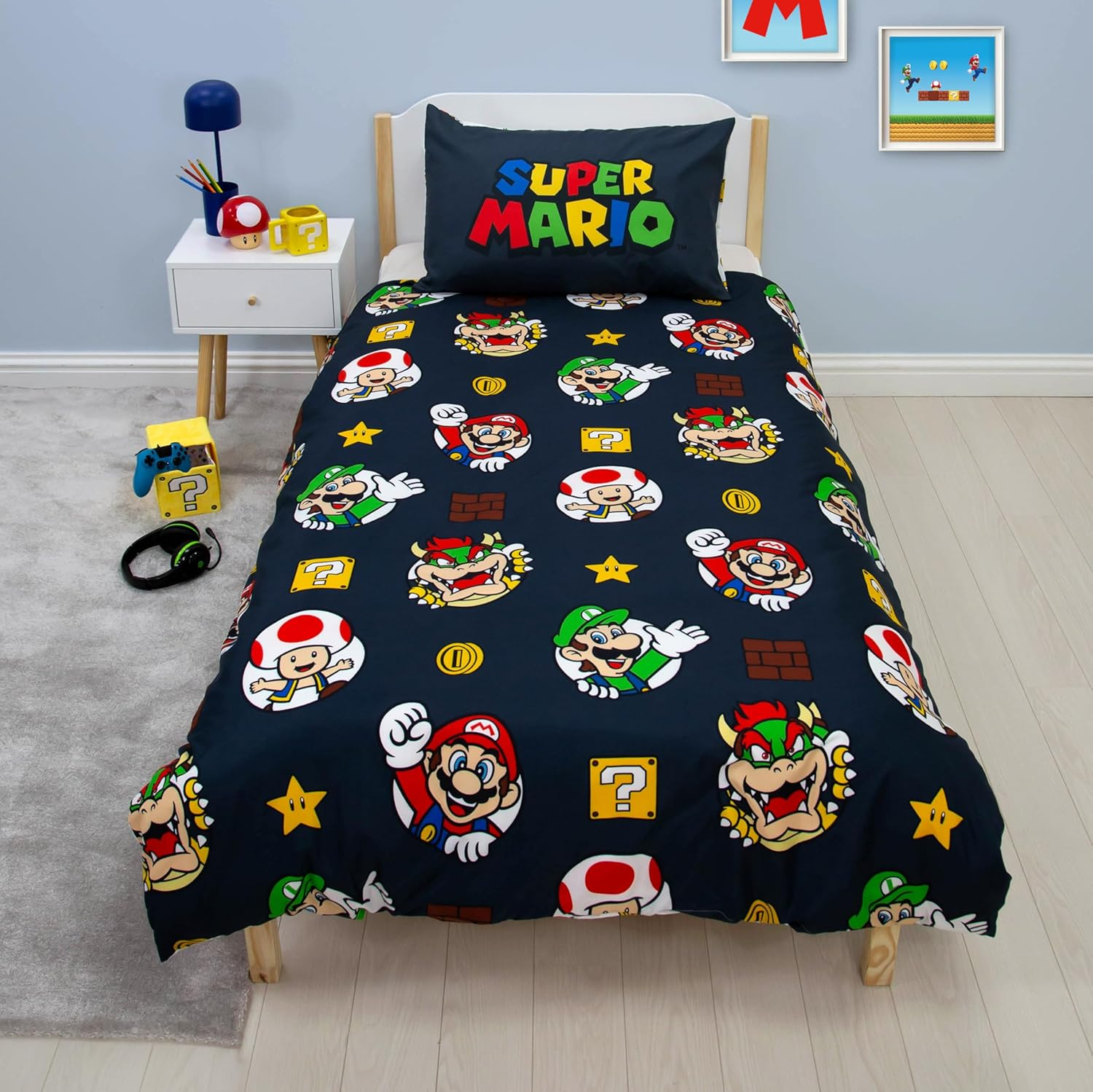 Nintendo Super Mario Official Single Duvet Cover Set with Mario, Luigi and Bowser Design | Black Reversible 2 Sided Bedding Cover Official Merchandise Including Matching Pillow Case image number 3