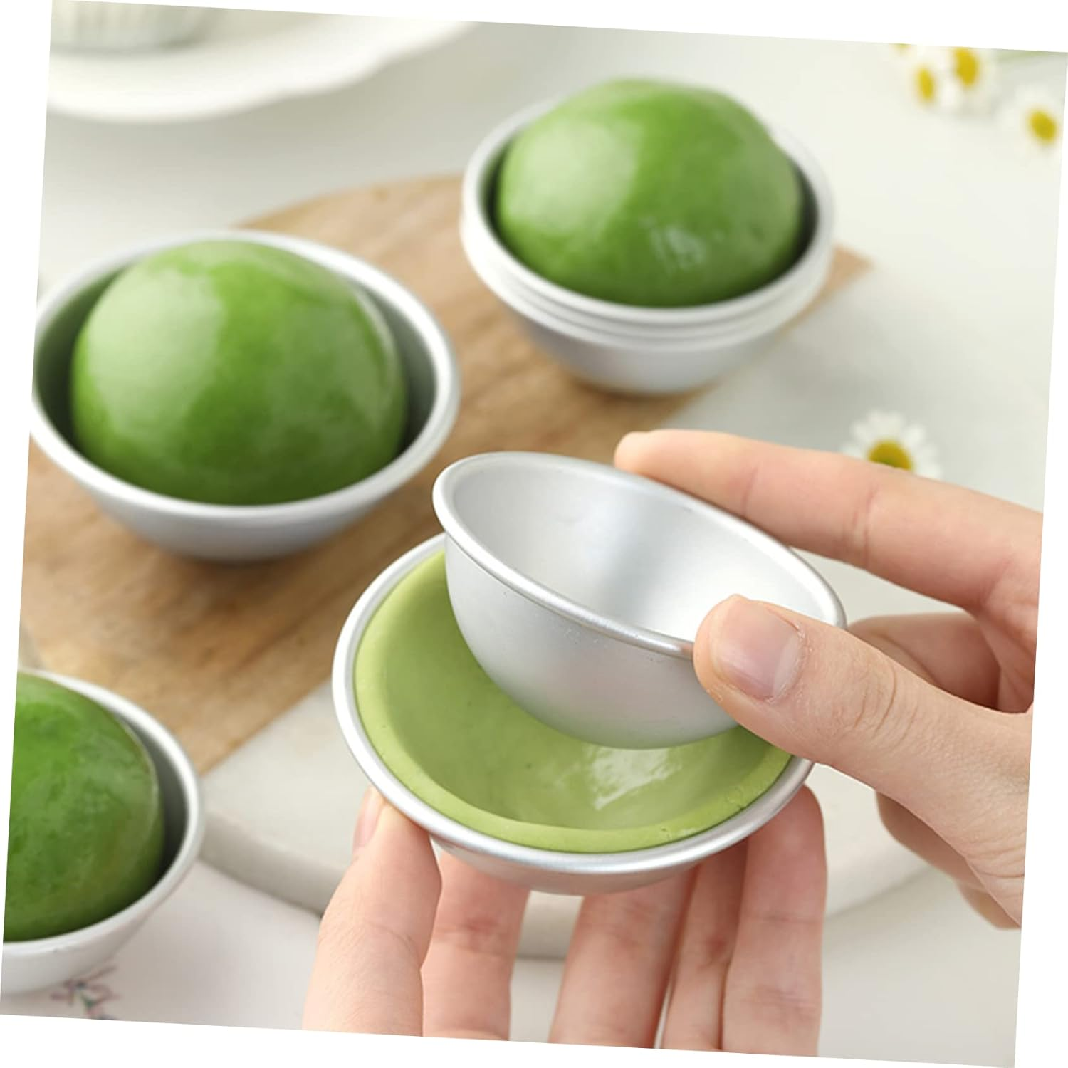 LOPUNER 6Pcs DIY Metal Bath Bomb Molds Decorative Bath Ball DIY Molds Cake Ball