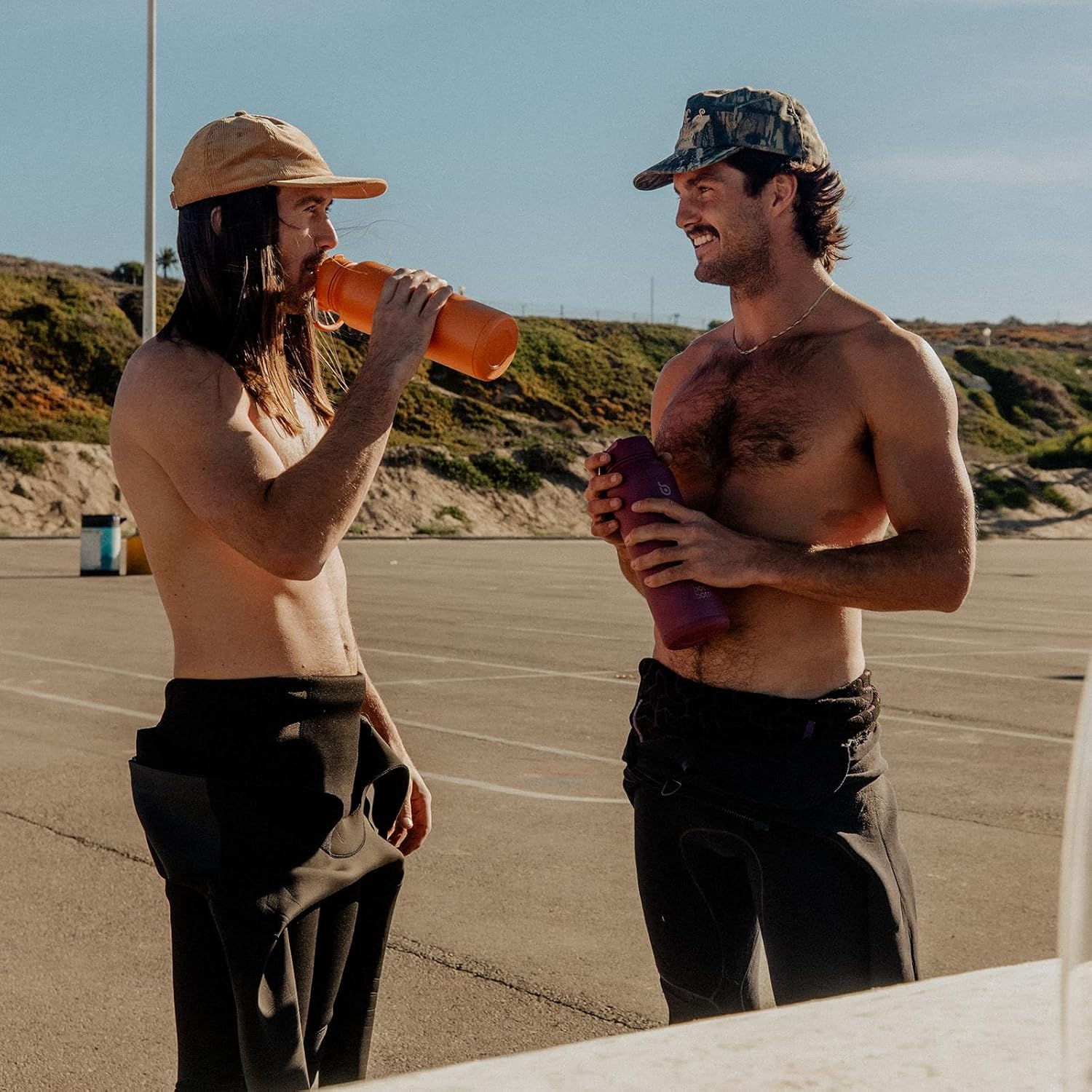 BOTTLEBOTTLE 40 Oz Sports Drink Bottle, Thermos Stainless Steel Insulated Water Bottle with Straw and Pills Holder (Orangered) - Blue image number 3