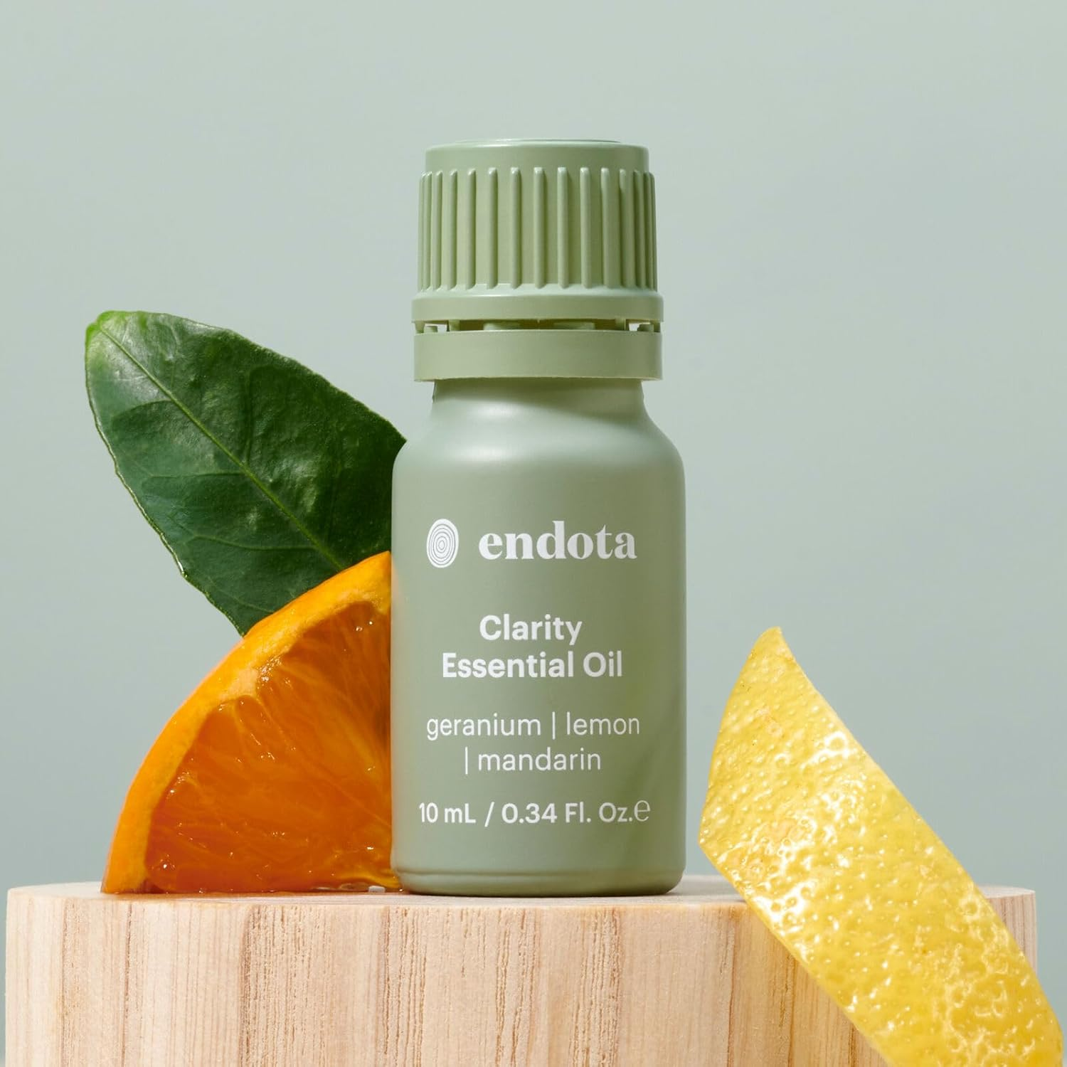 Endota Live Well Clarity Essential Oil 10 Ml, a Refreshing Burst of Citrus in a 100% Pure Essential Oil. image number 3