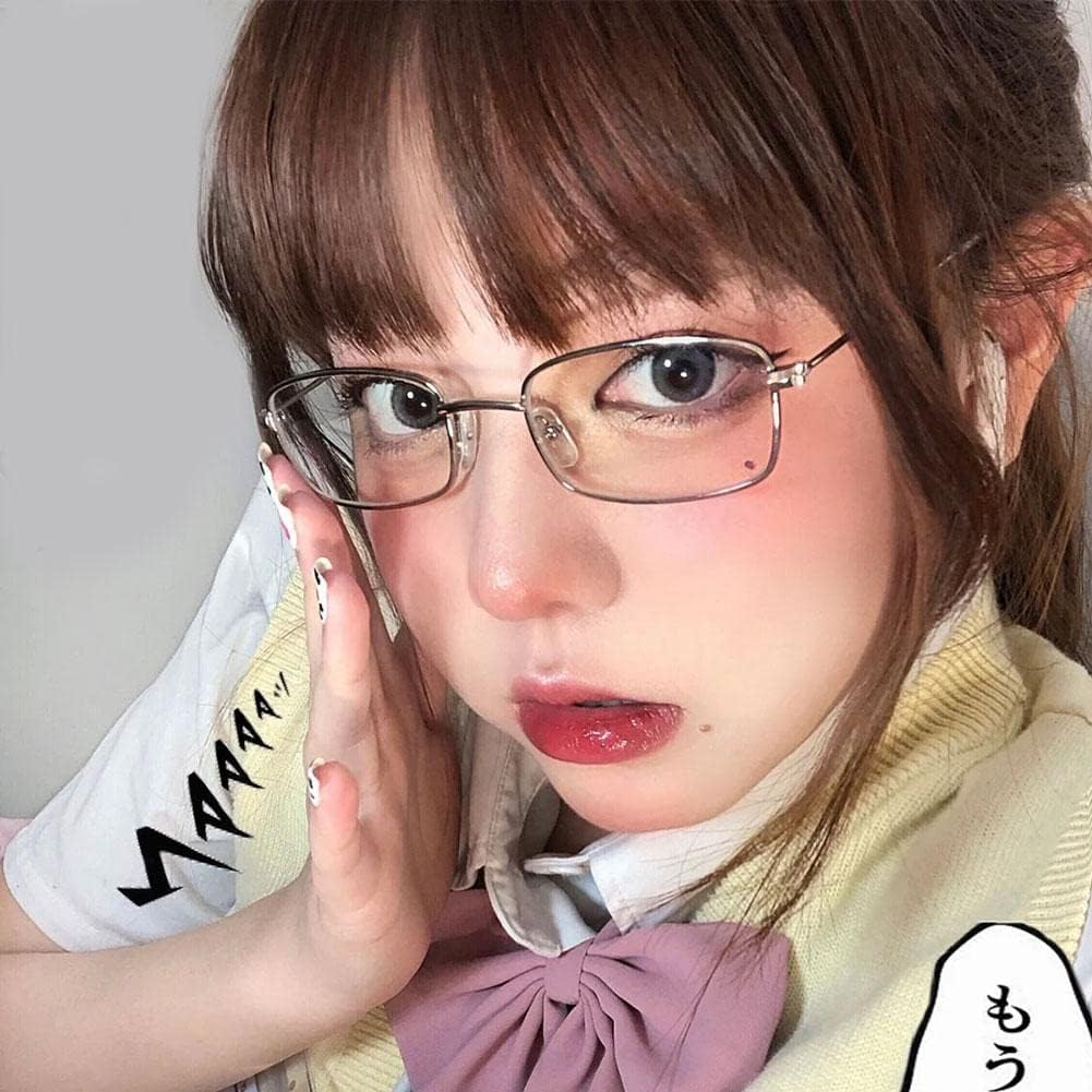 Small Square Clear Lens Glasses for Women Men Rectangle Metal Frame Eyeglasses Cosplay Party Costume Eyewear