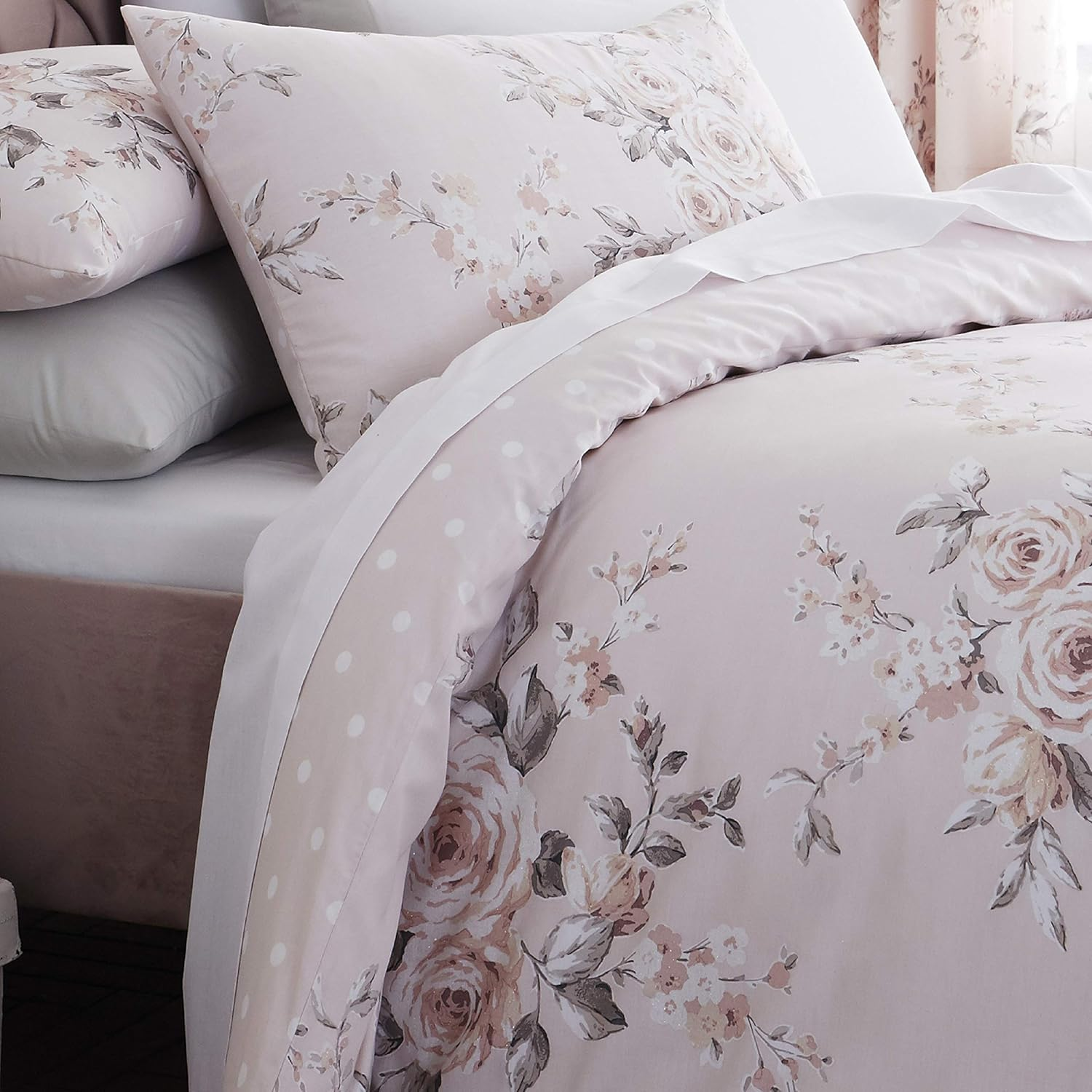 Catherine Lansfield Canterbury Blush Duvet Cover 135 X 200 + 80 X 80 Cm + Fitted Sheet White 90 X 200 Cm + 1 Pillowcase 80 X 80 Cm White image number 3