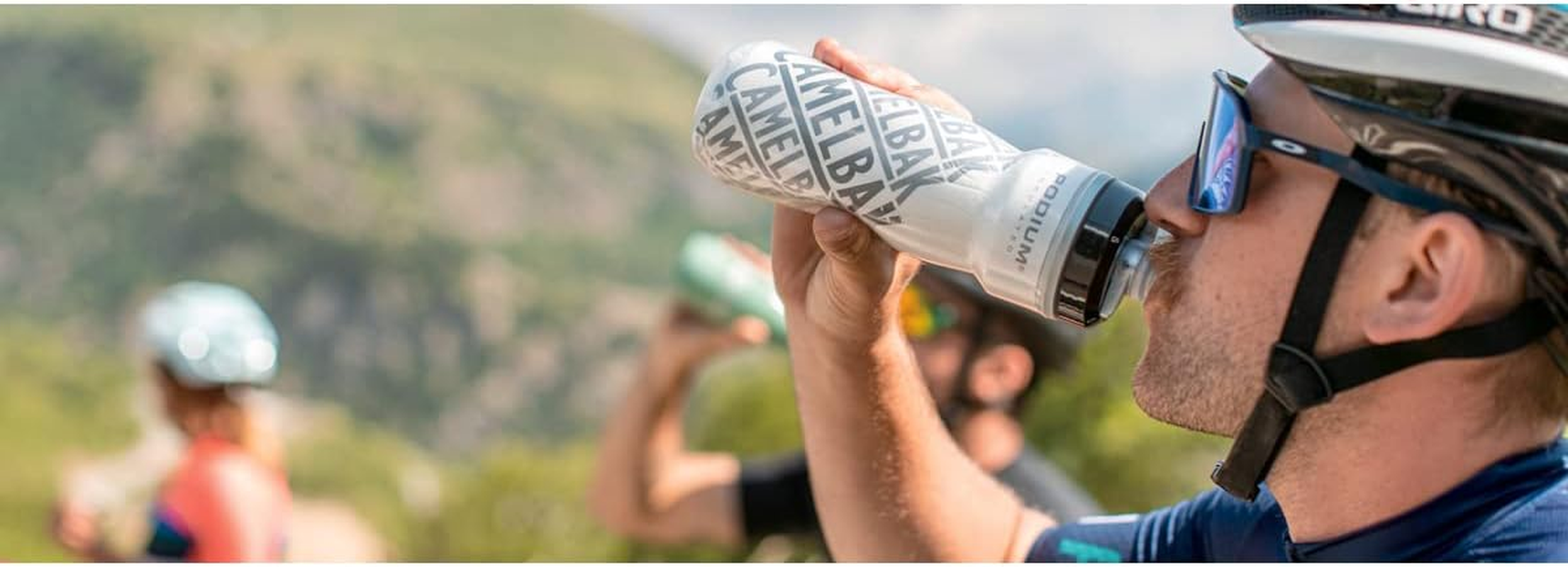 Camelbak Podium Chill Reflective Ghost Bicycle Insulated Bottle, 21.4 Fl Oz (620 Ml)