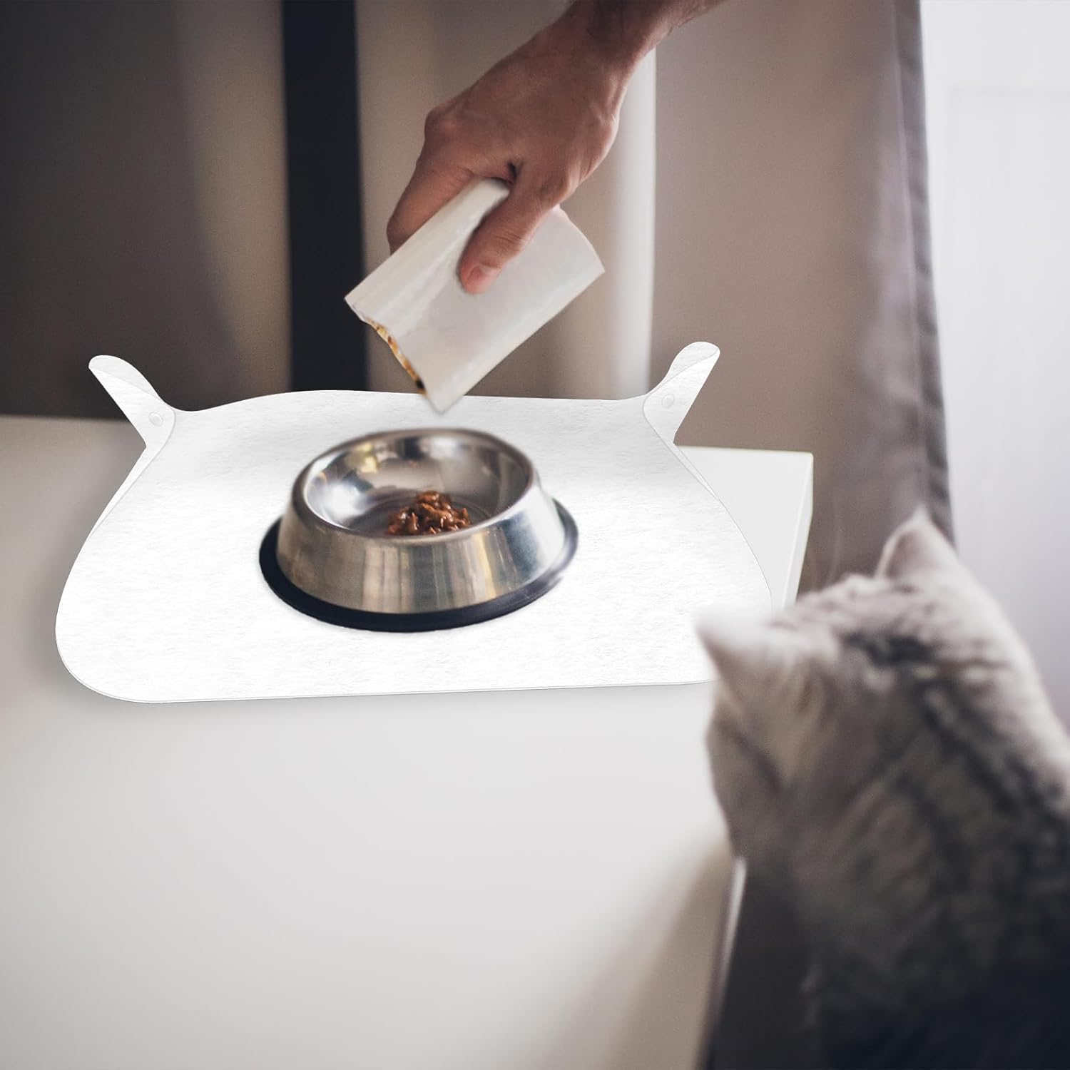 NILLOS Dog Cat Bowl Mat, 1 PCS White Pet Feeding Pad with Raised Edge to Prevent Food and Water Spills (49 X 34 Cm/19.29 X 13.38 In) image number 6