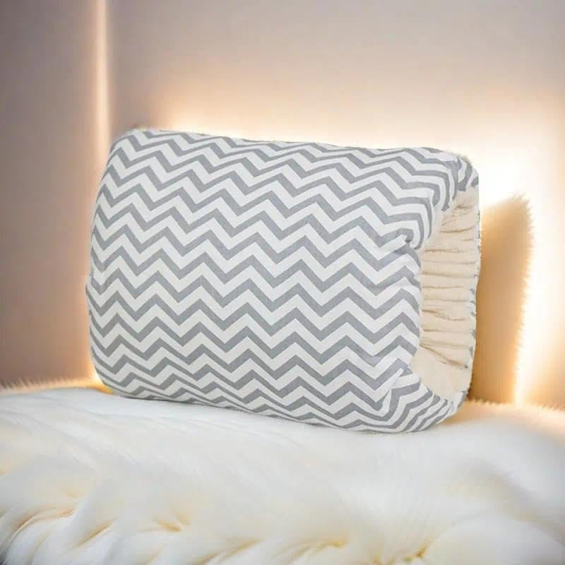 Baby Arm Pillow - Soft & Ergonomic Cotton Pillow for Breastfeeding, Compact and Portable, Perfect for Travel, Compatible with Newborns - Leralsta image number 3