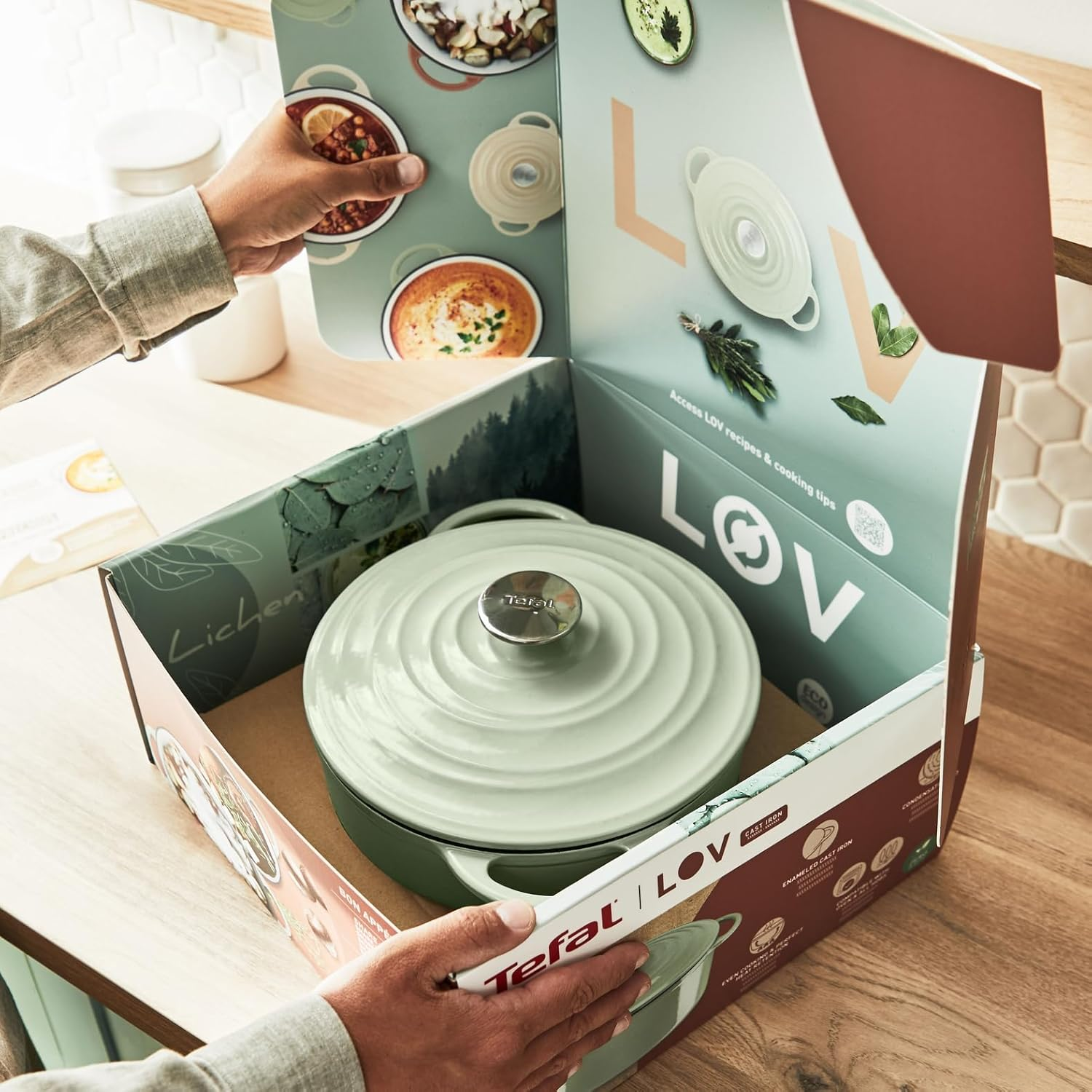 Tefal LOV Induction Cast Iron Green Lichen Shallowpot 28Cm/3.8L + Lid, E25872