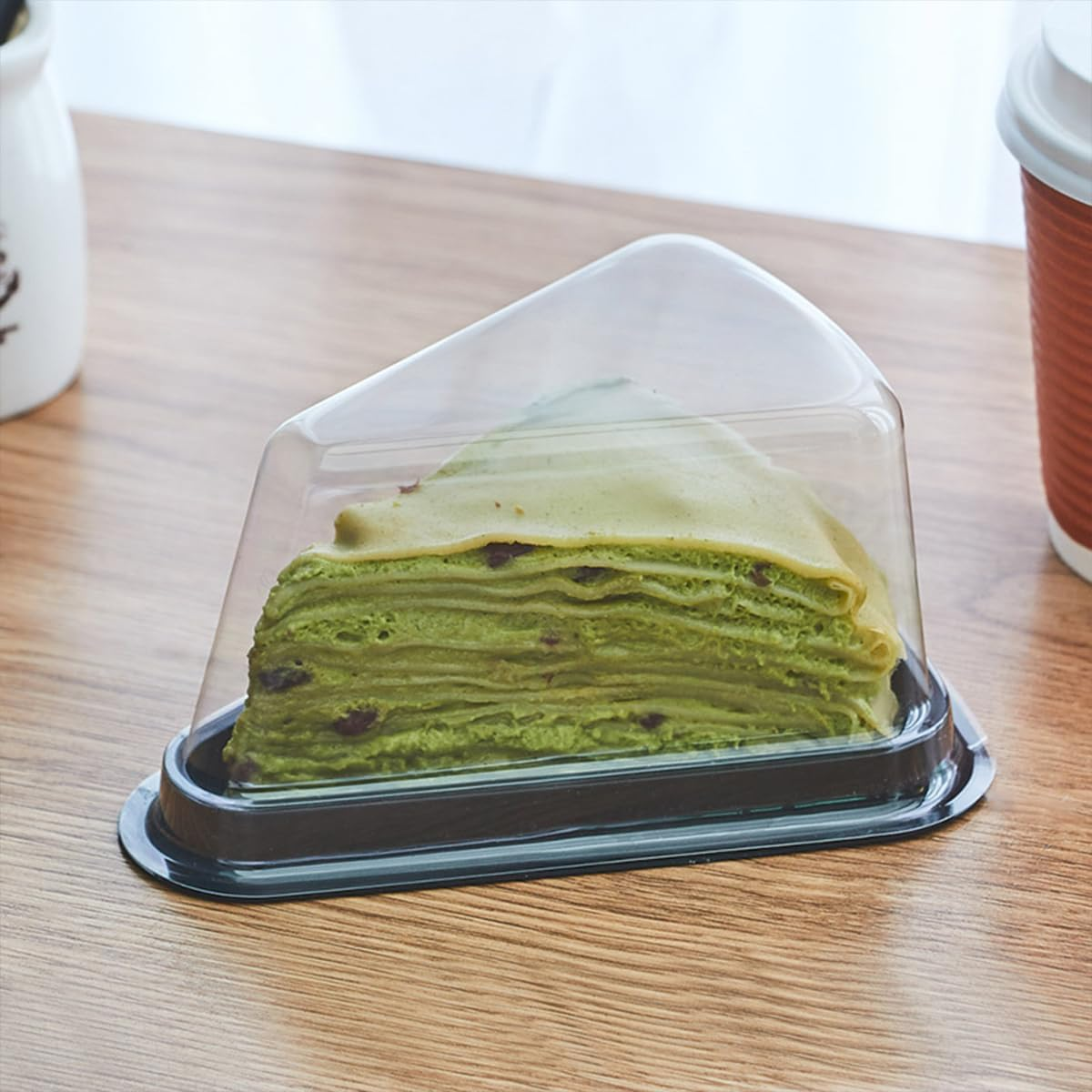 AIMALL 100Pcs Black or Gold Triangle Cake Boxes Dessert Packaging with Non-Slip Bottom and Secure Buckle for Mousse, Lasagna, and Baking Storage