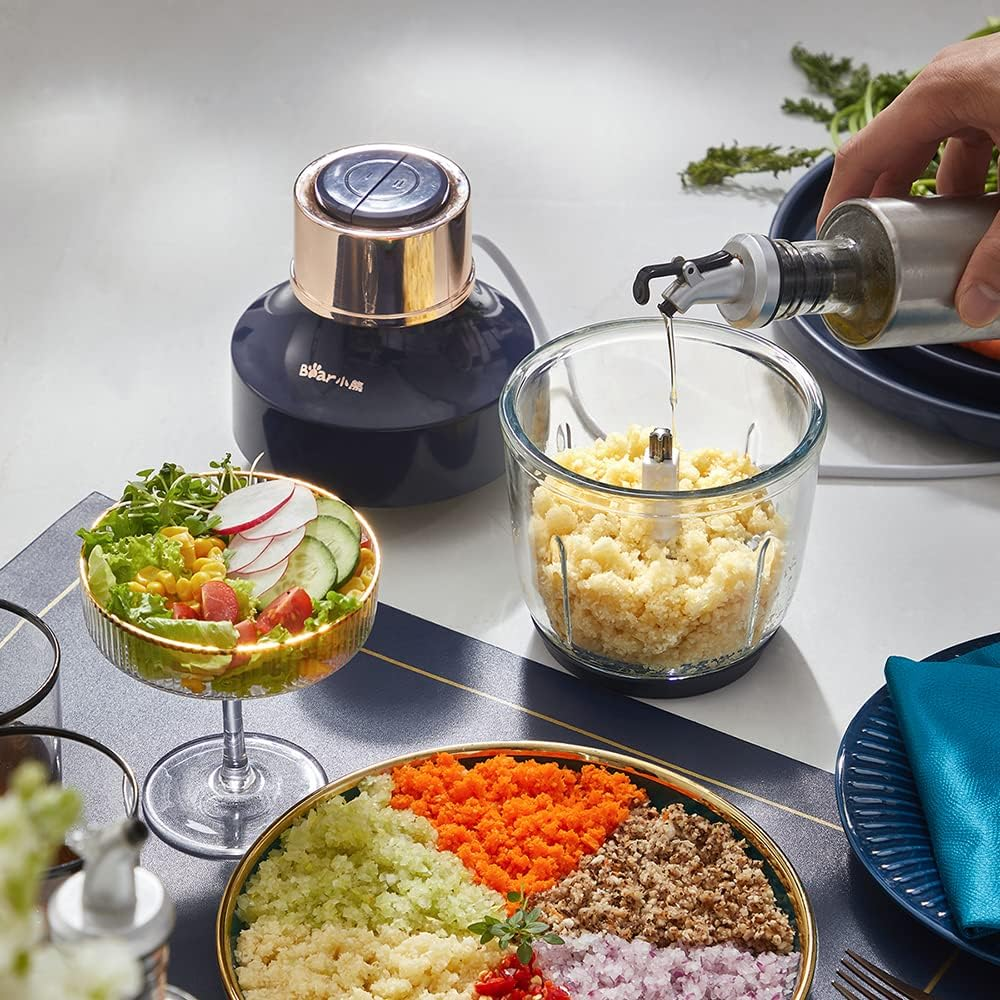 Bear Universal Chopper with 0.6 L + 2 L Glass Container, 2 Speed Classes, Electric Kitchen Shredder, 300 W Shredder with 4 Stainless Steel Blades and Meat Mincer image number 3