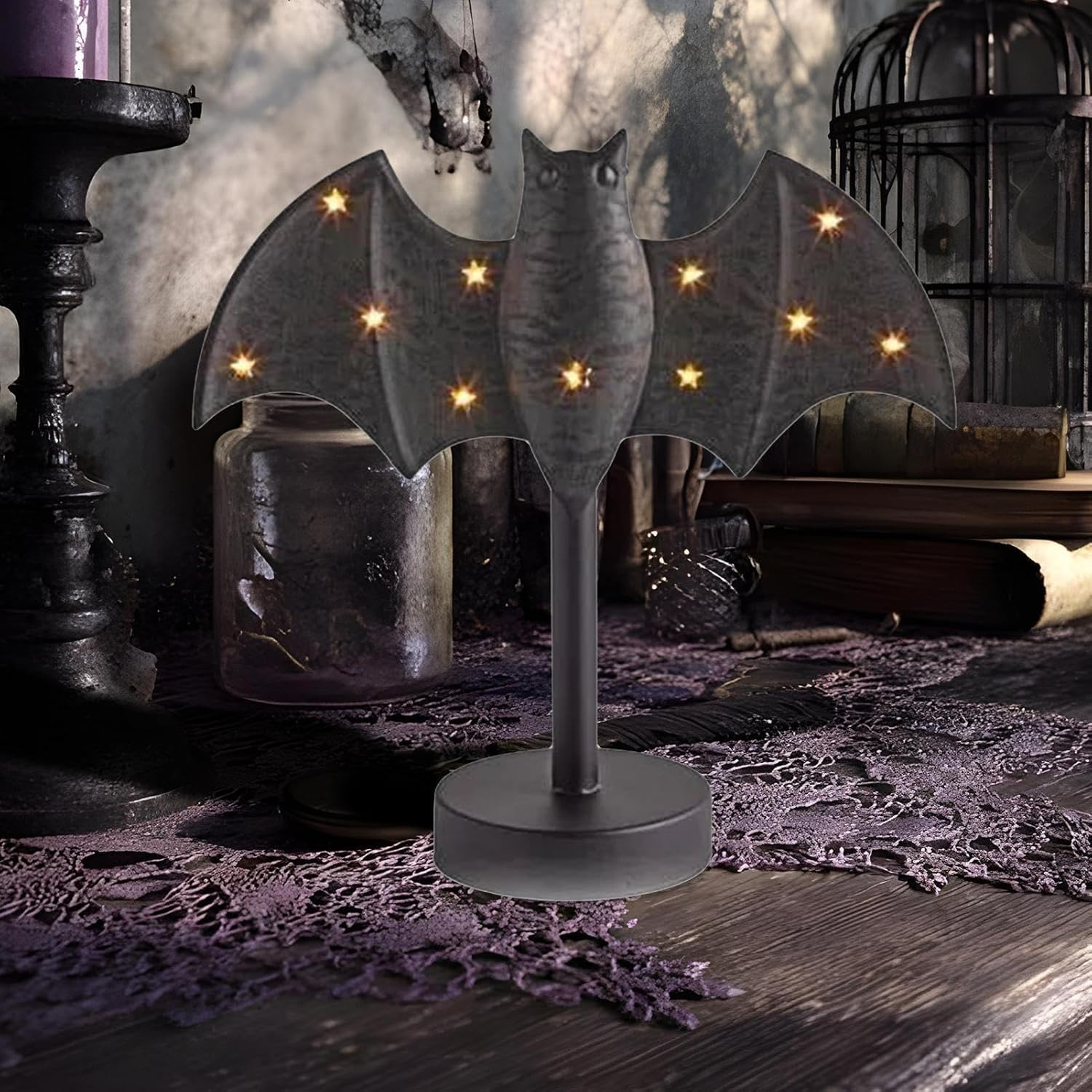 Light up Bat Candle Holders, Gothic Bat Candle Holder with LED Light, Desktop Decorations for Table Night Party Courtyard Desk Offices Bookshelf Autumn Yard Patio image number 3