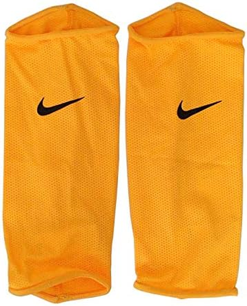 Nike MERC Lt Grd Shin Guards image number 2