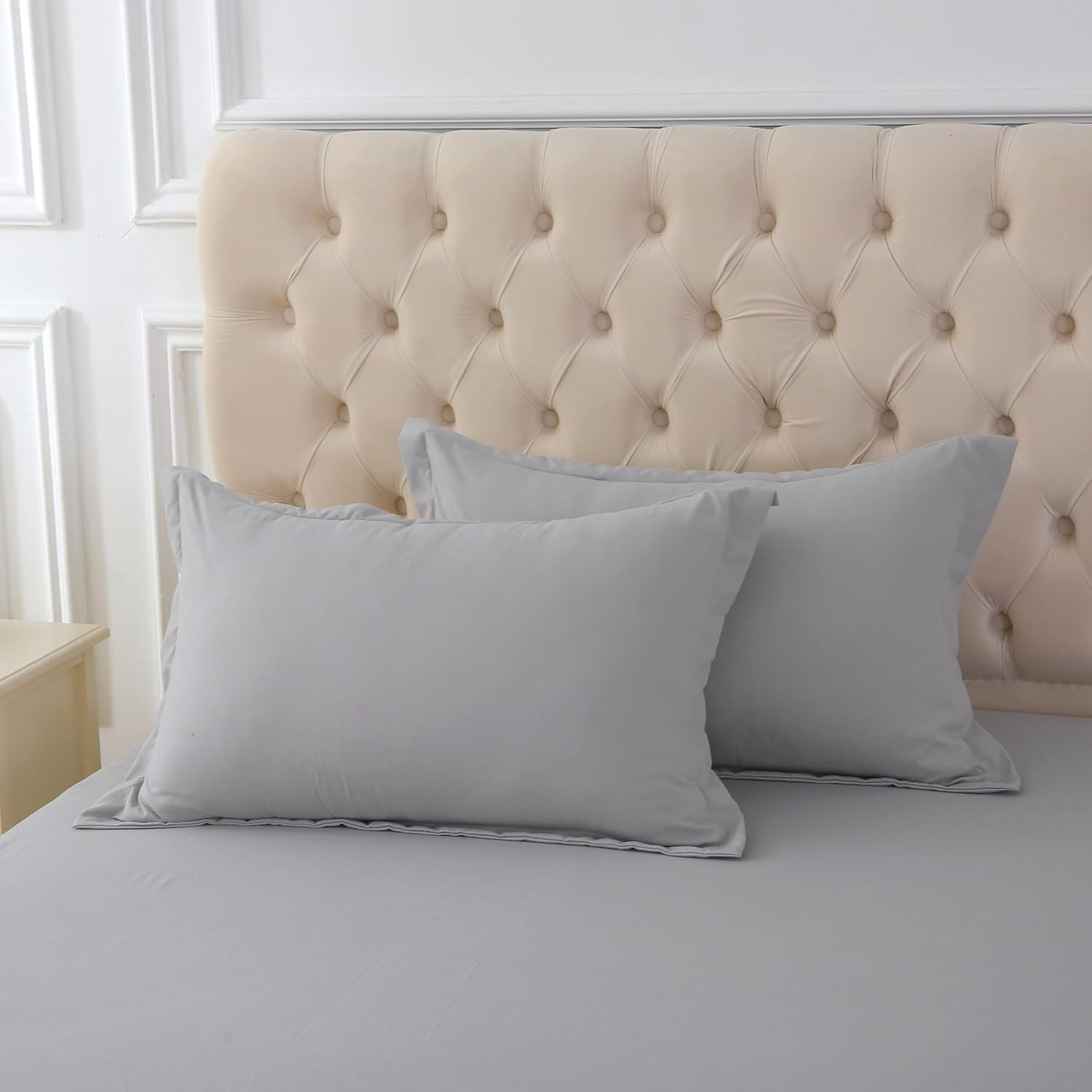 Gray King Bed Sheet Set, 1500TC 130GSM Ultra Soft Microfiber Bedding, Durable, Wrinkle Resistant, Fade Resistant, Fitted Sheet & Flat Sheet & 2 Pillowcases (4Pcs, King) image number 4