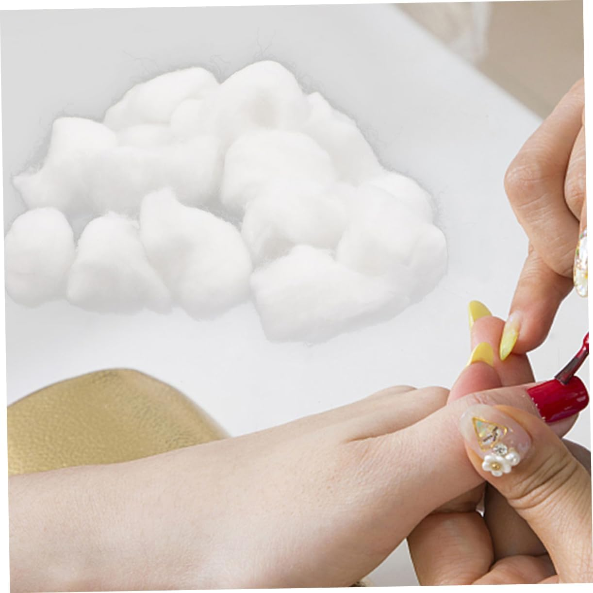 Nail Cotton Balls for Nail Polish Remover 3 Bags Absorbent Cotton Balls Suitable for Home and Salon Use image number 5