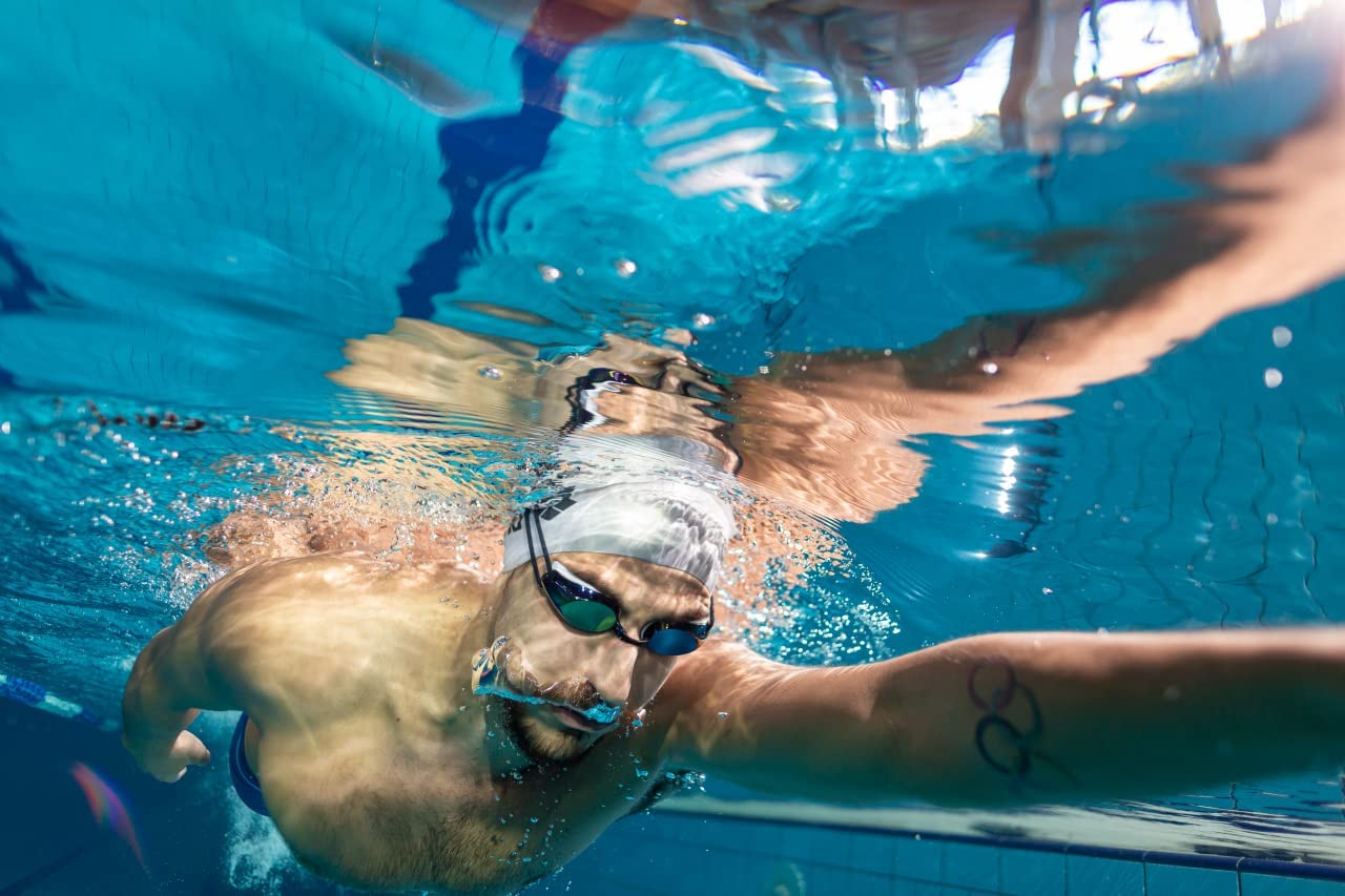 Arena Unisex Silicone Swim Cap for Adults, Training and Racing, 100% Silicone, Wrinkle-Free, Solids and Prints image number 1