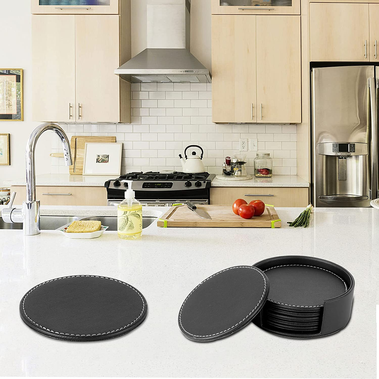 CARLWAY Set of 6 Leather Drink Coasters round Cup Mat Pad for Home and Kitchen Use Black, 3.94", 10Cm, image number 4