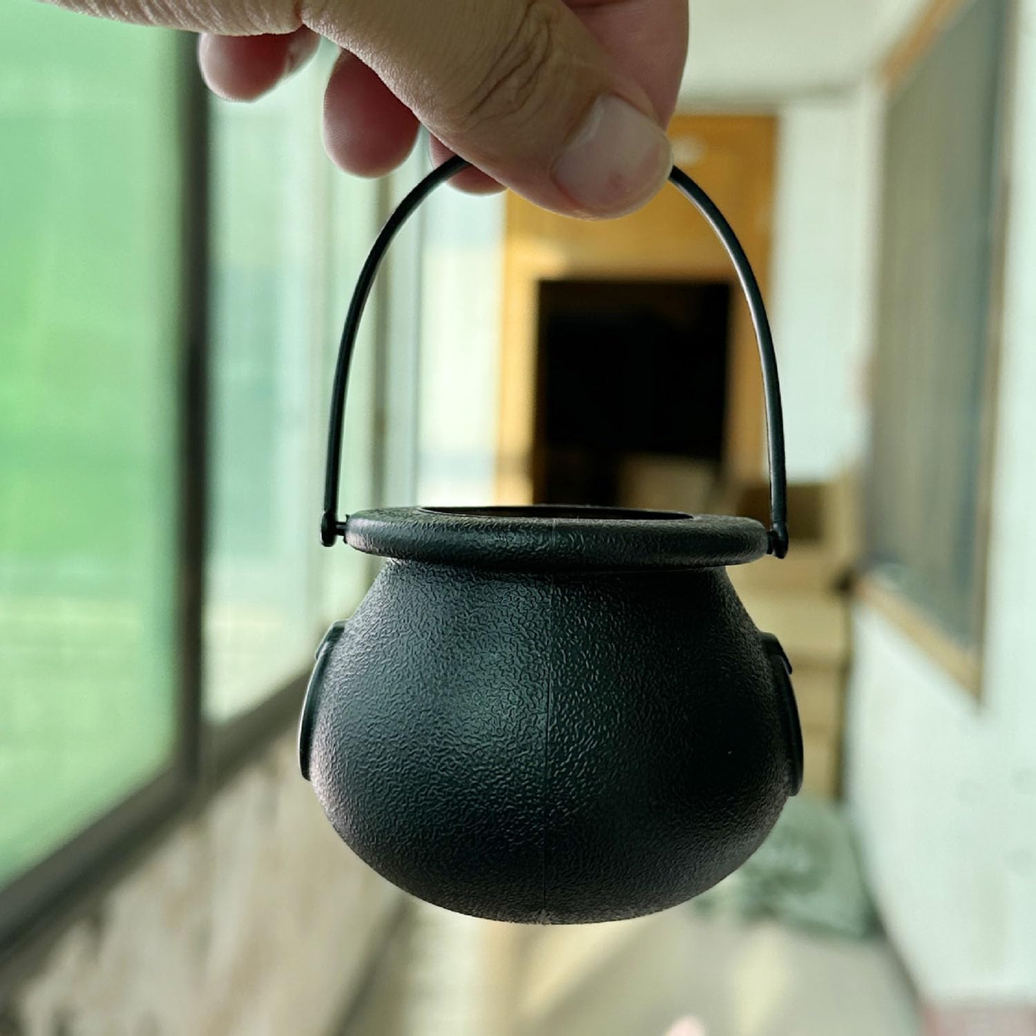 12 Pcs Black Mini Witch Cauldron Candy Bucket with Handle,Halloween Candy Holder Pot Portable Novelty Kettles Cups Trick or Treat Candy Pail Holder,Halloween St. Patrick'S Party Favors image number 5