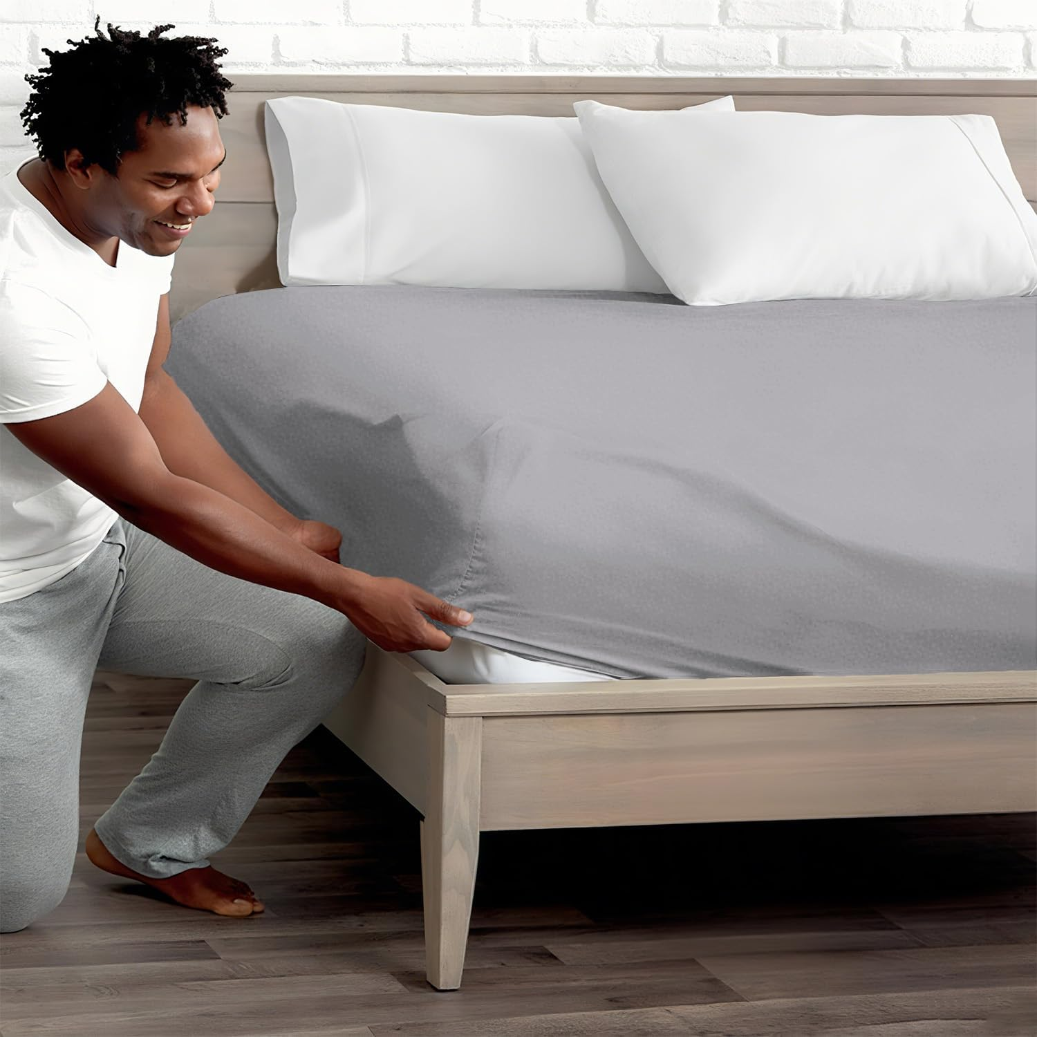 Lakora Queen Size Fitted Sheet Only 1 Piece - Ultra Soft 2000TC Brushed Microfibre Fabric, 35Cm Deep Pocket Sheets, Light Grey image number 3